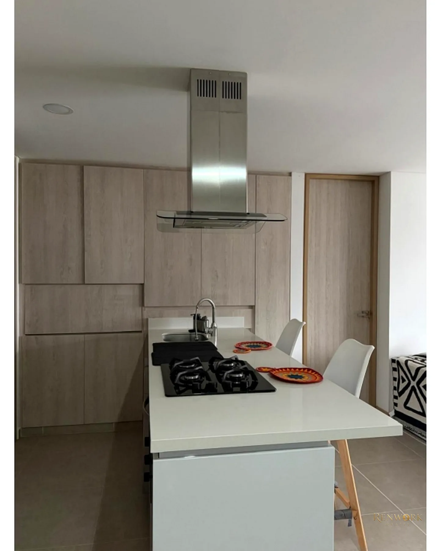 VENTA DE APARTAMENTO EN LOMA DE LAS BRUJAS- VISTA A CIUDAD · foto 5