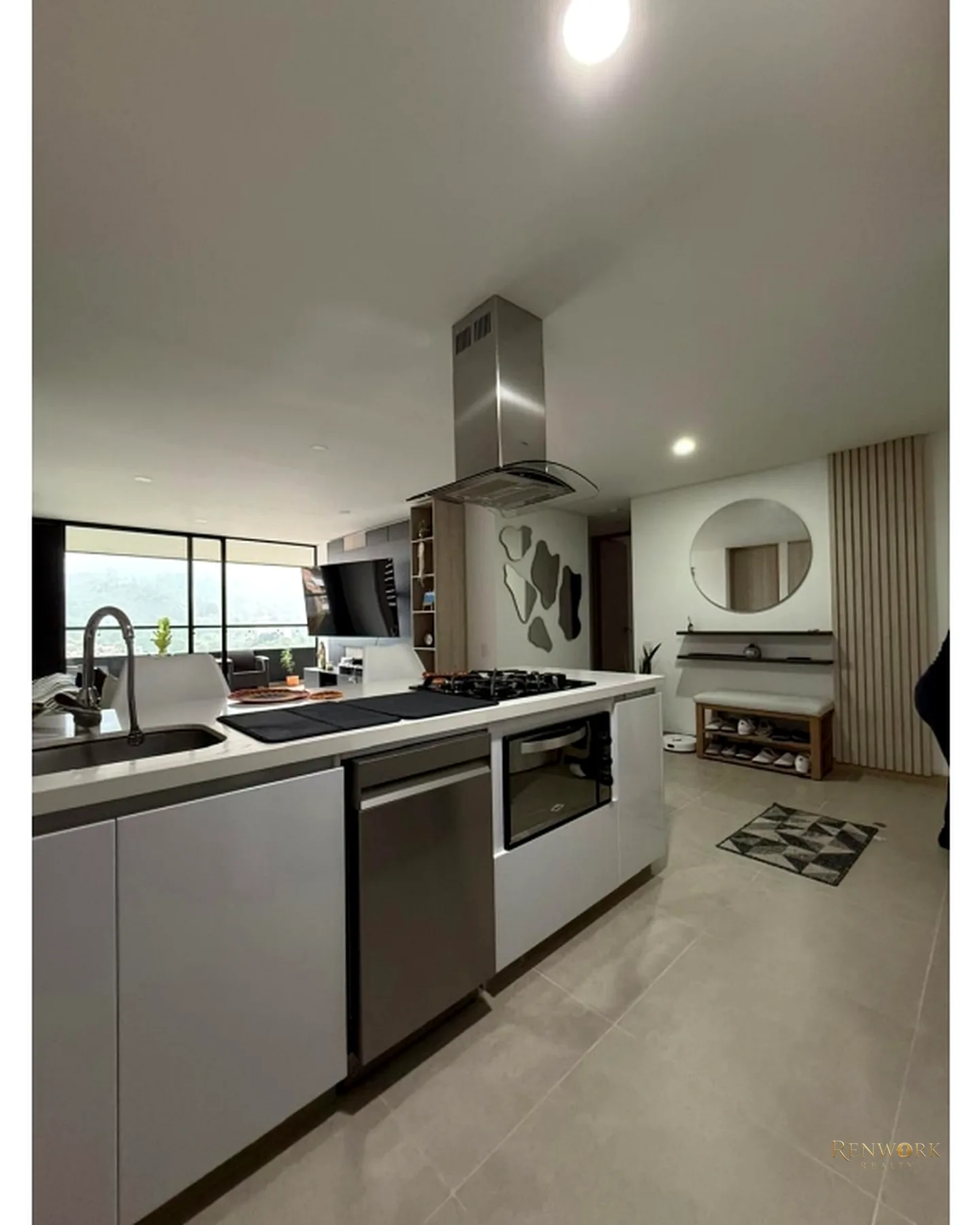 VENTA DE APARTAMENTO EN LOMA DE LAS BRUJAS- VISTA A CIUDAD · foto 2