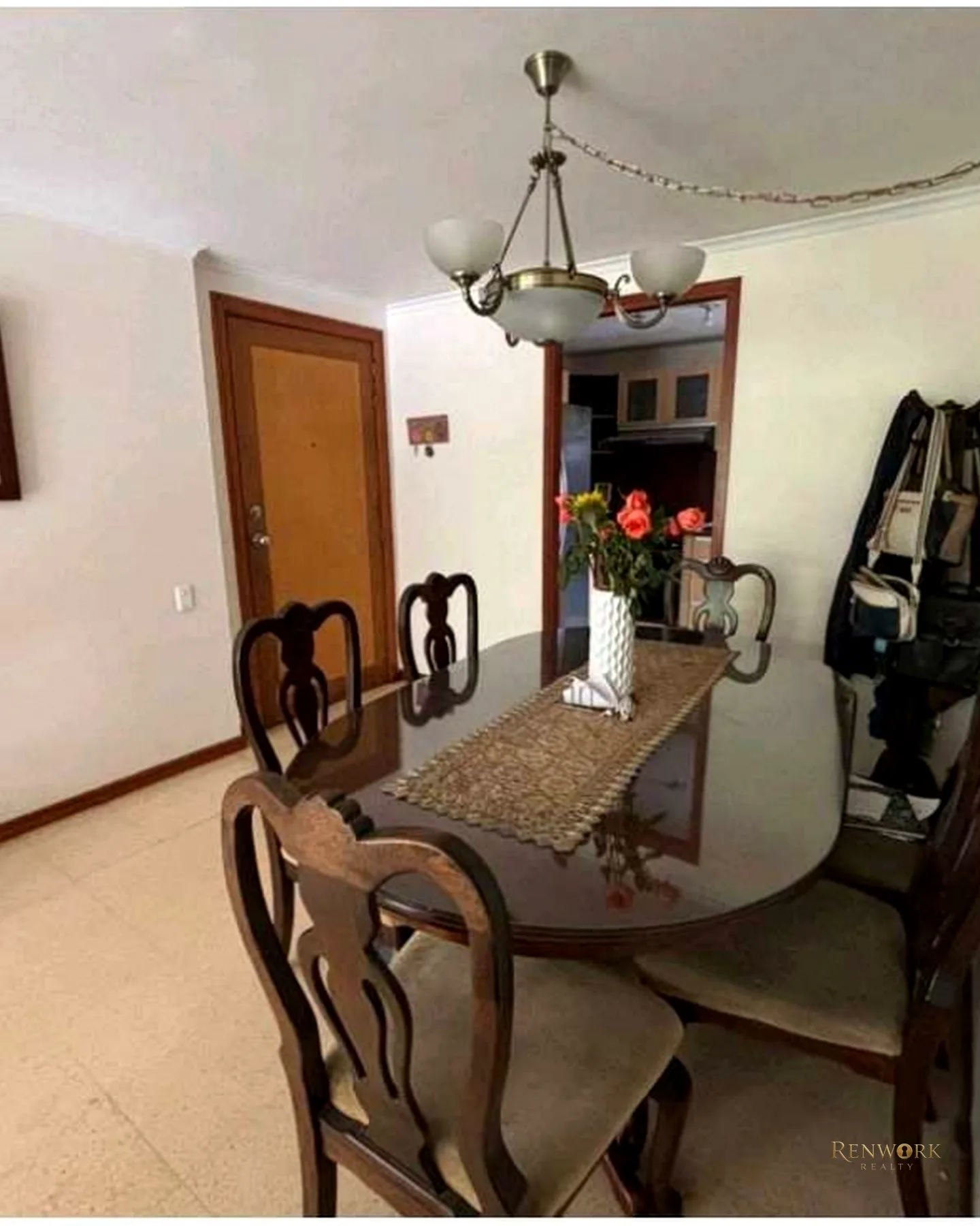 VENTA DE APARTAMENTO EN LOMA DEL TESORO EL POBLADO · foto 3