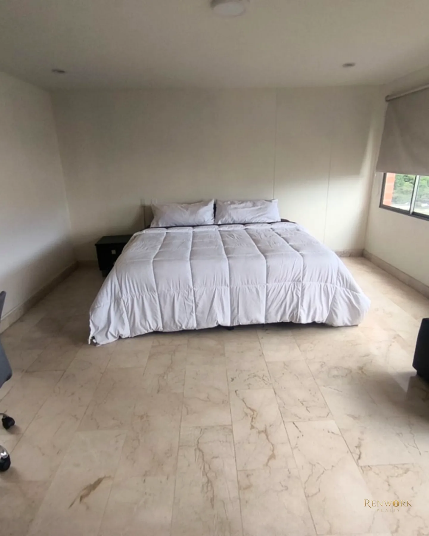 VENTA DE APARTAMENTO EN LOMA LALAINDE- EL POBLADO · foto 9