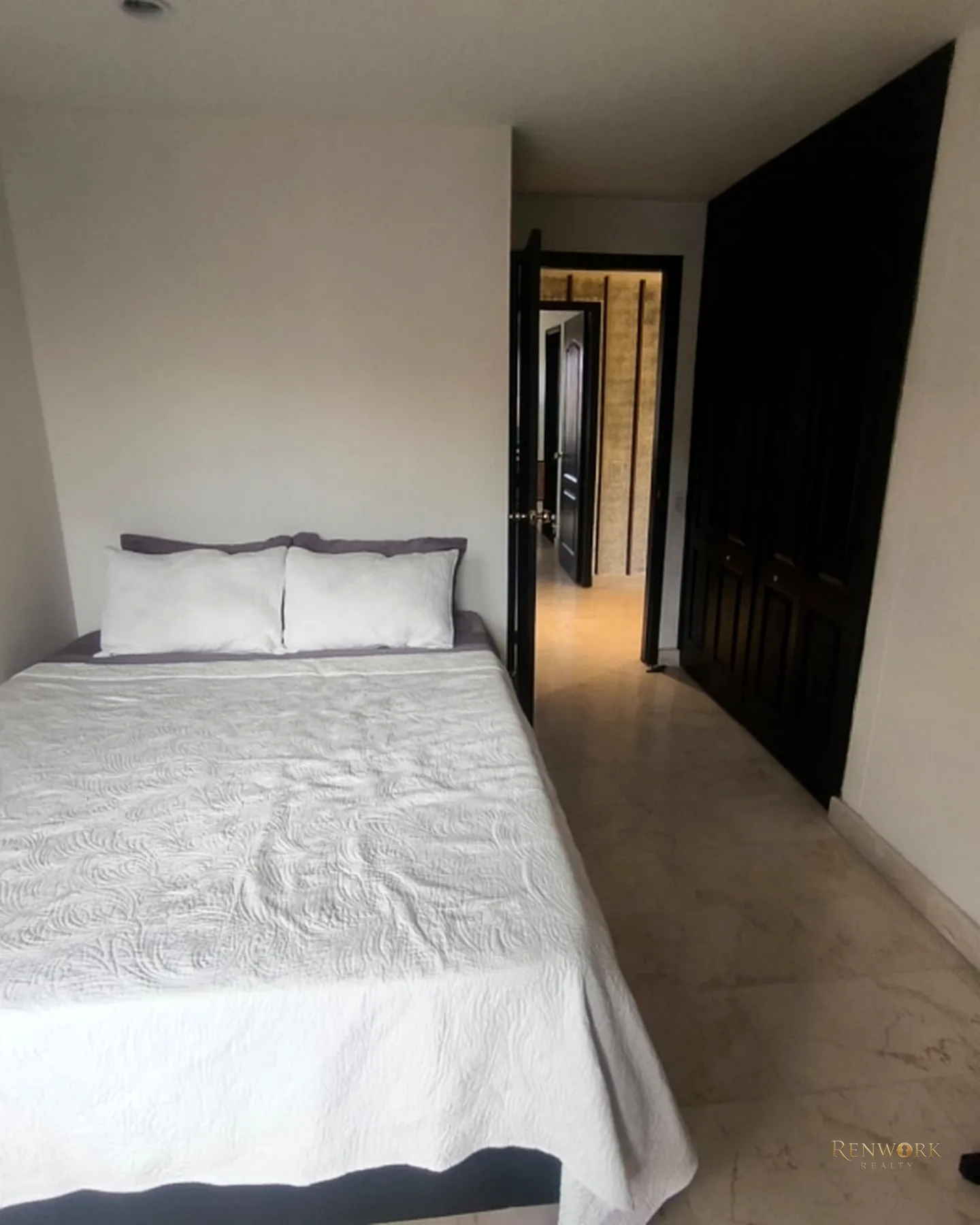VENTA DE APARTAMENTO EN LOMA LALAINDE- EL POBLADO · foto 11