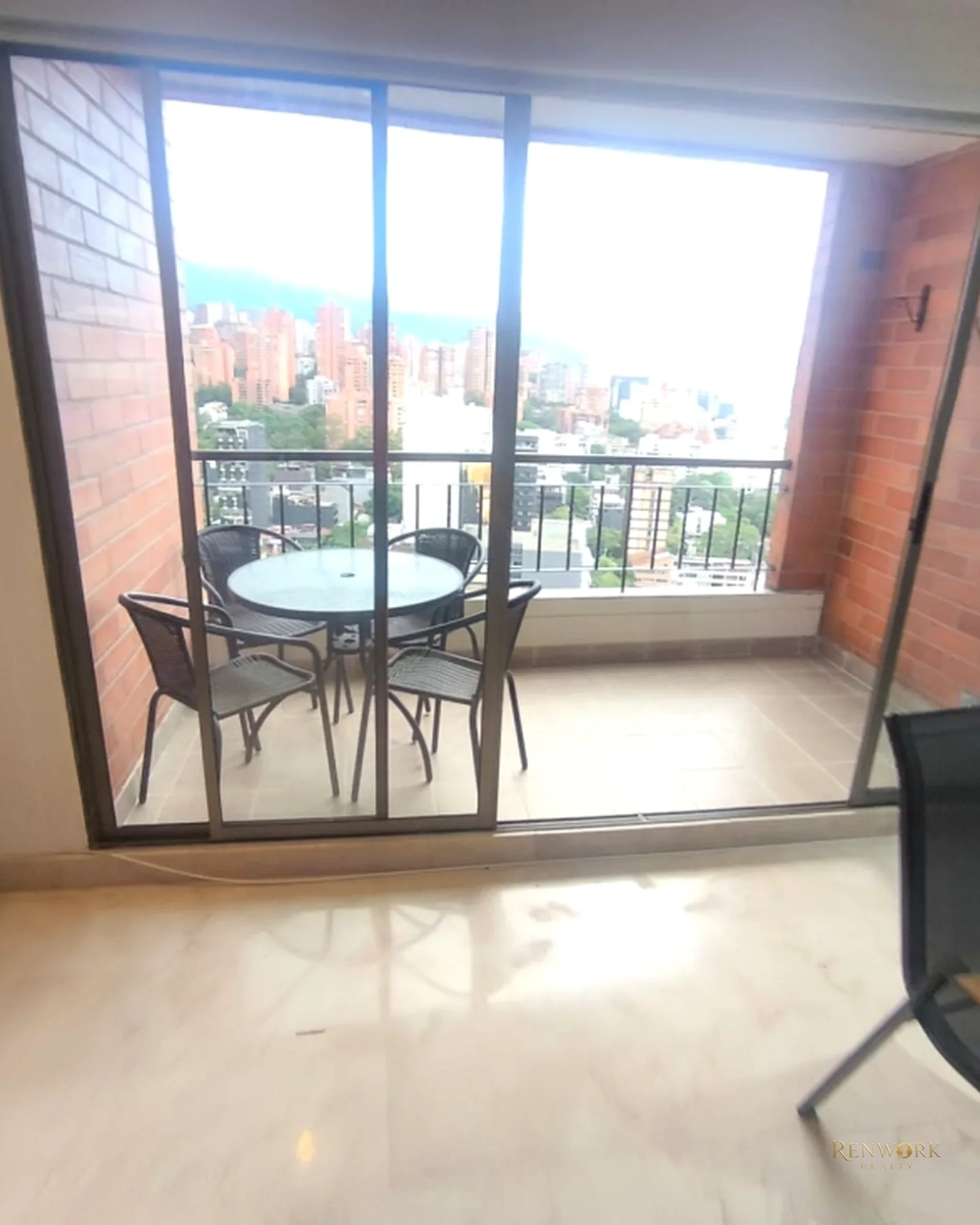 VENTA DE APARTAMENTO EN LOMA LALAINDE- EL POBLADO · foto 7