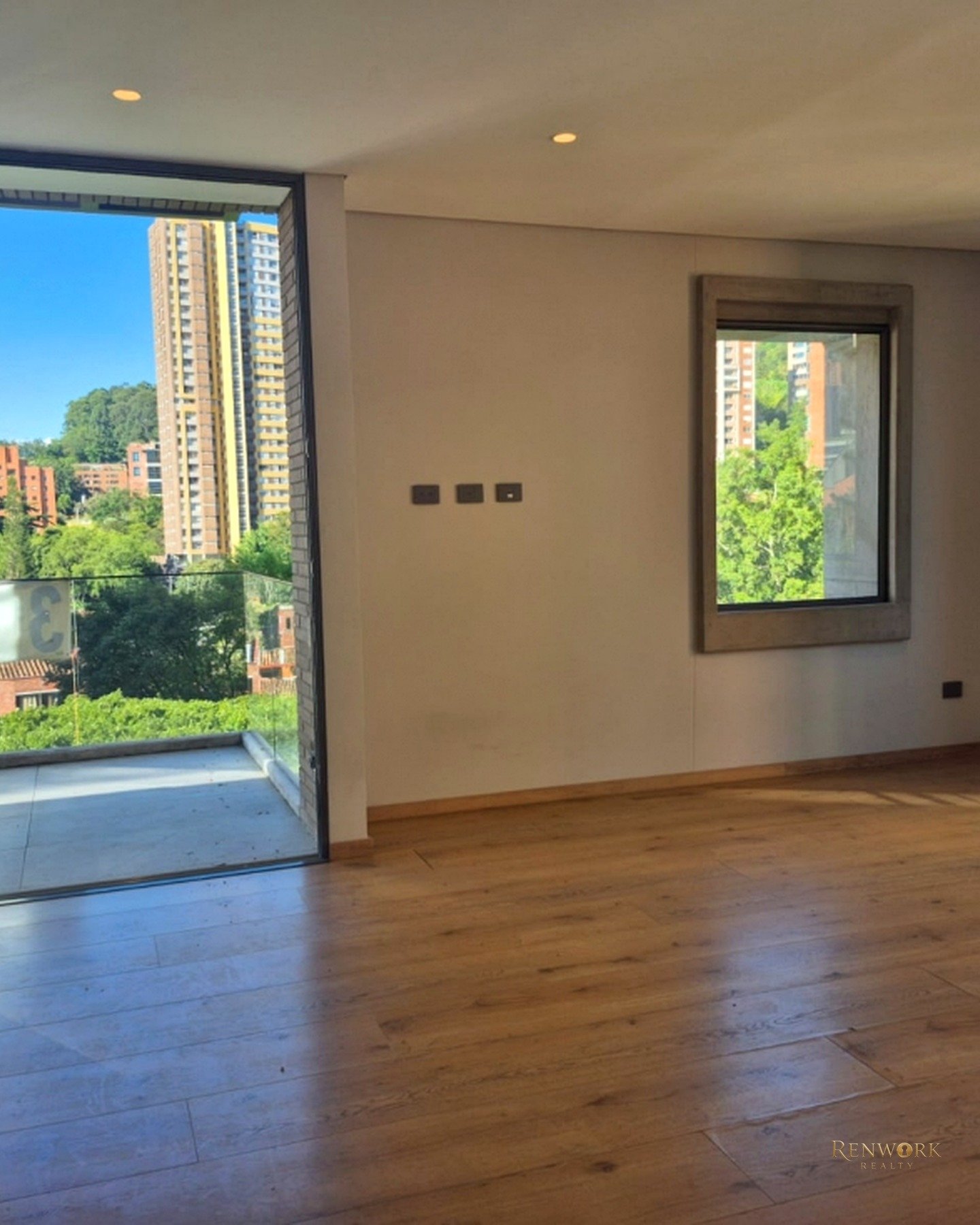 VENTA DE APARTAMENTO EN POBLADO CASTROPOL · foto 3