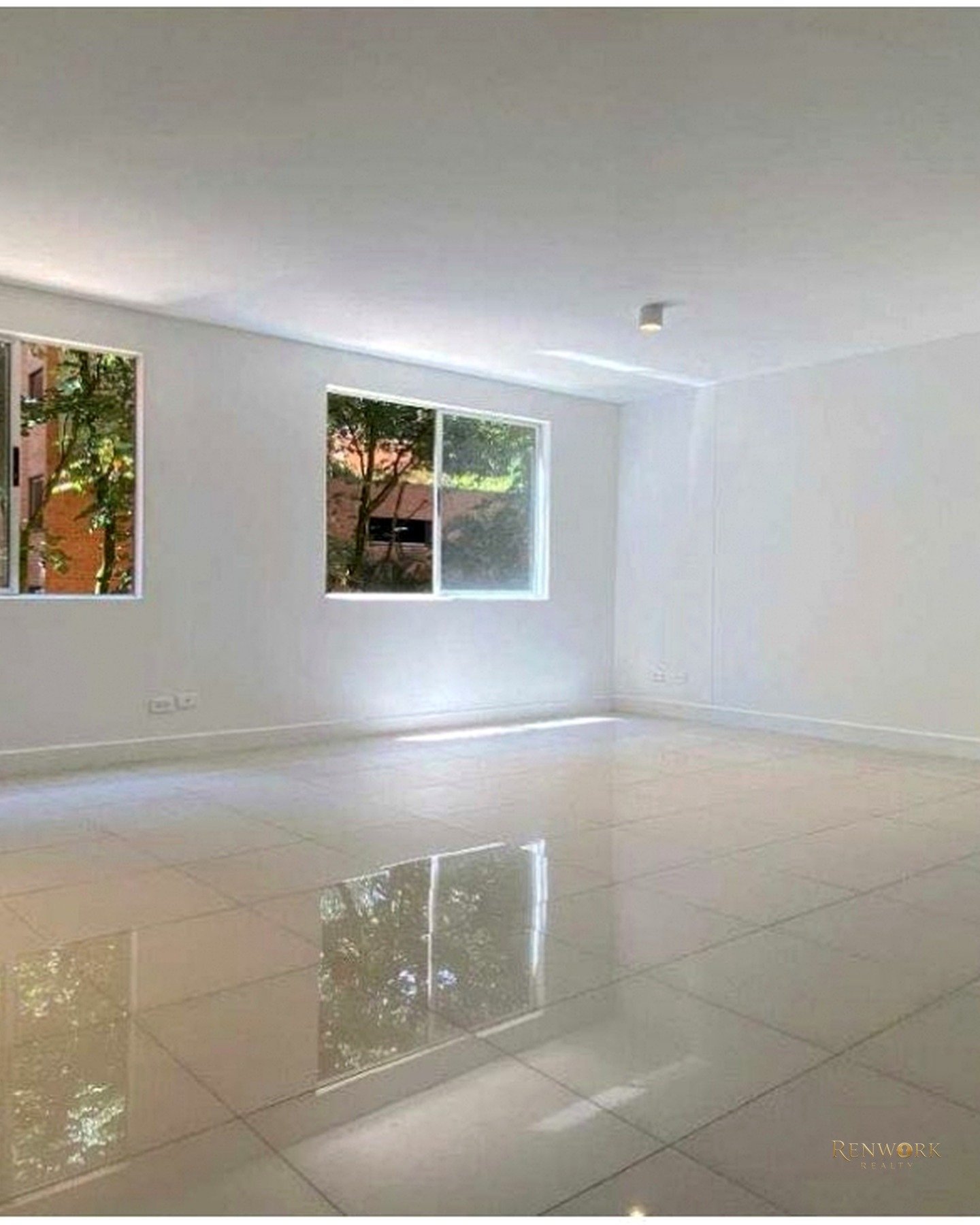 VENTA DE APARTAMENTO EN POBLADO-CASTROPOL · foto 3