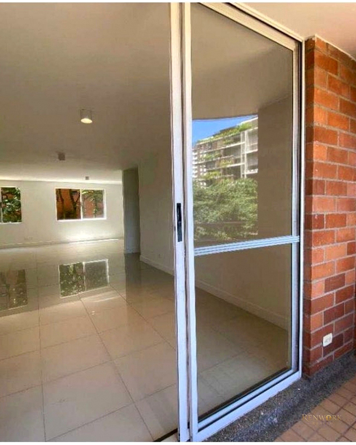 VENTA DE APARTAMENTO EN POBLADO-CASTROPOL · foto 6