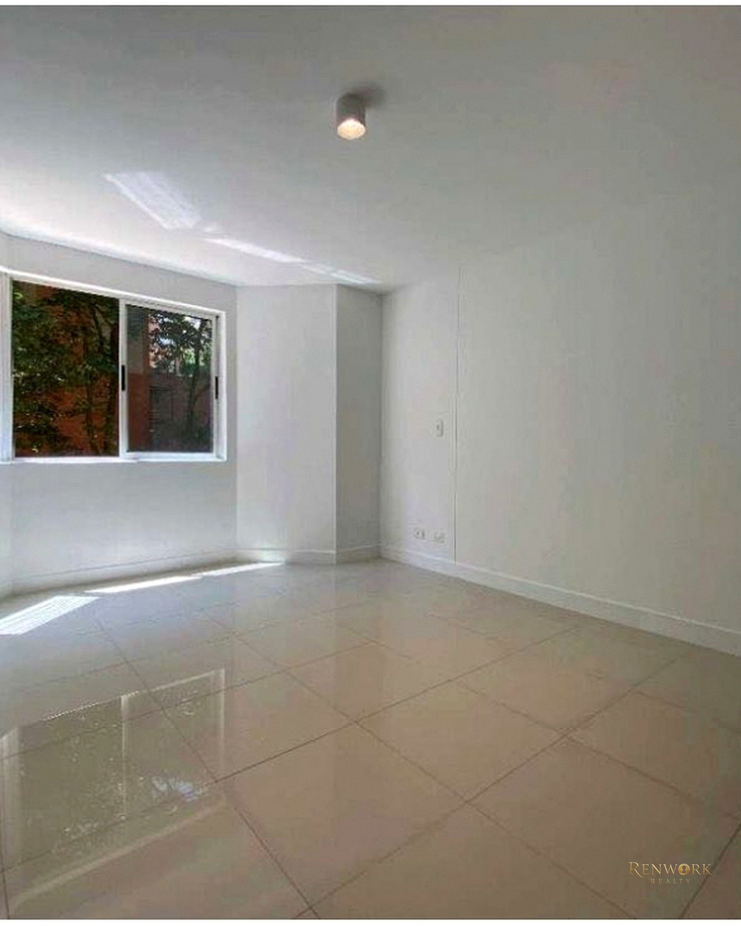 VENTA DE APARTAMENTO EN POBLADO-CASTROPOL · foto 12