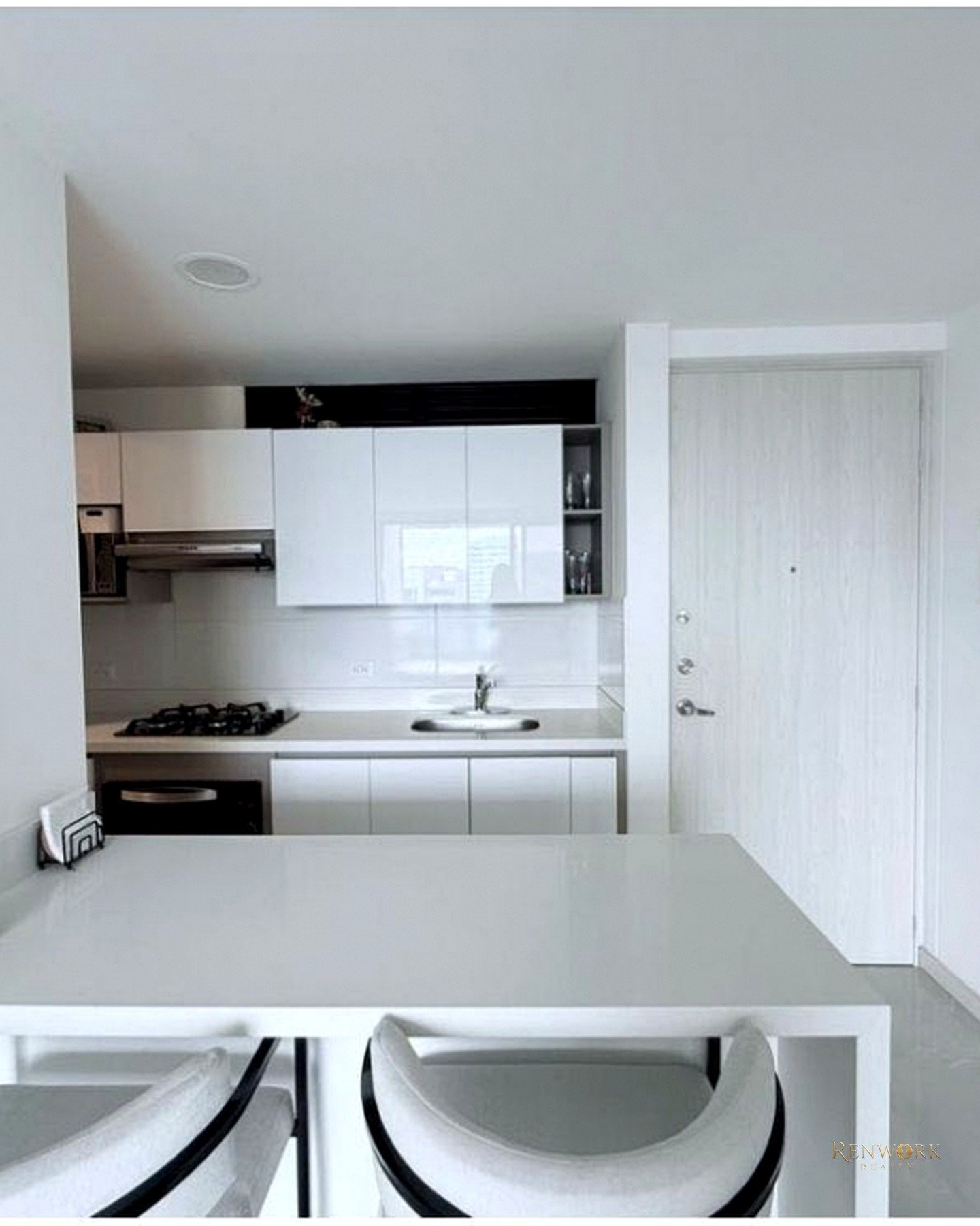 VENTA DE APARTAMENTO EN POBLADO- CASTROPOL · foto 5