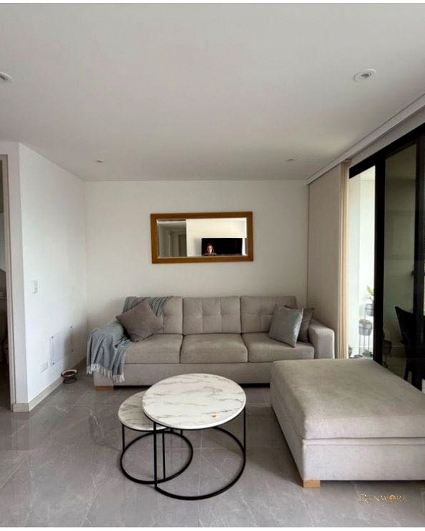 VENTA DE APARTAMENTO EN POBLADO- CASTROPOL · foto 2