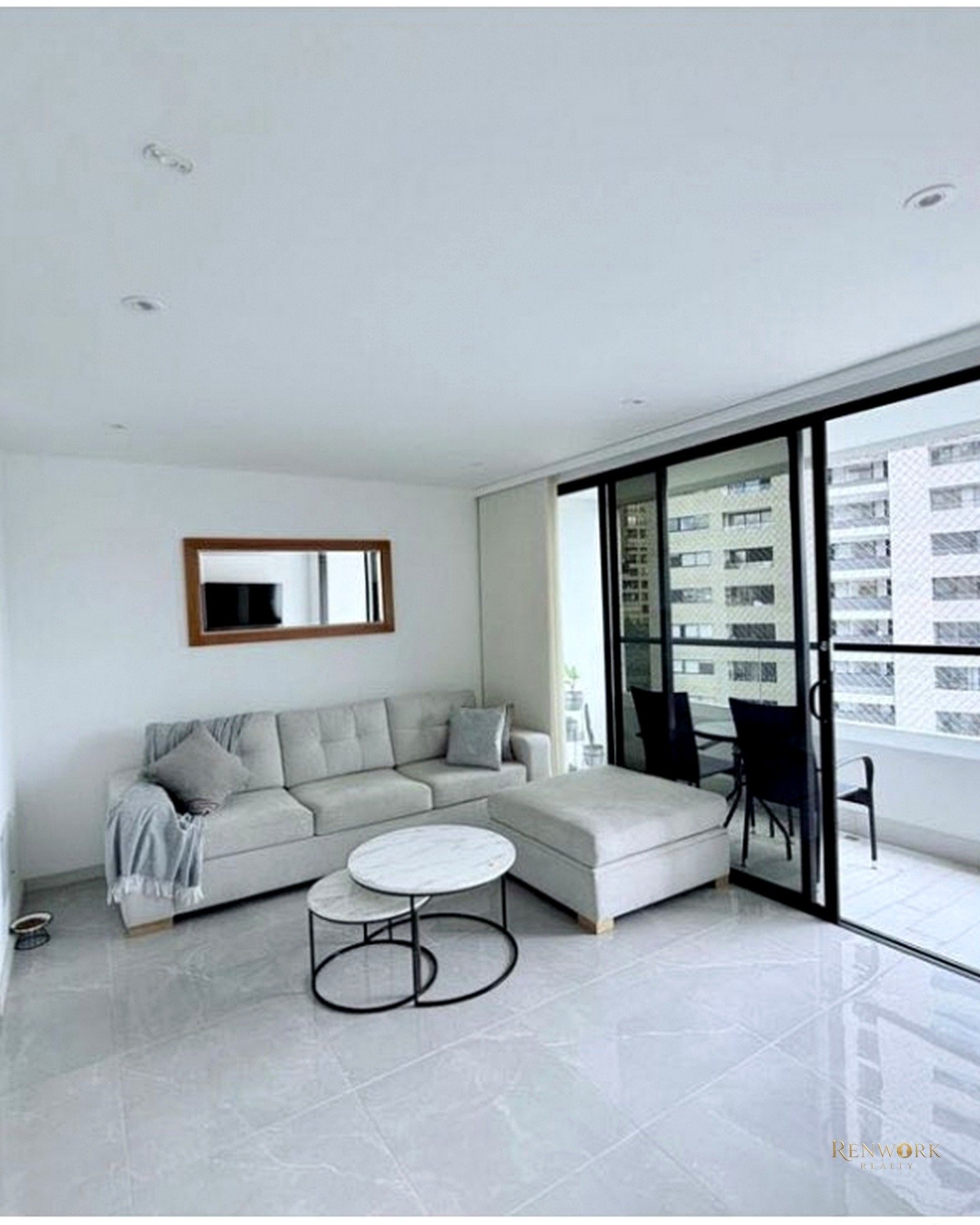 VENTA DE APARTAMENTO EN POBLADO- CASTROPOL · foto 3