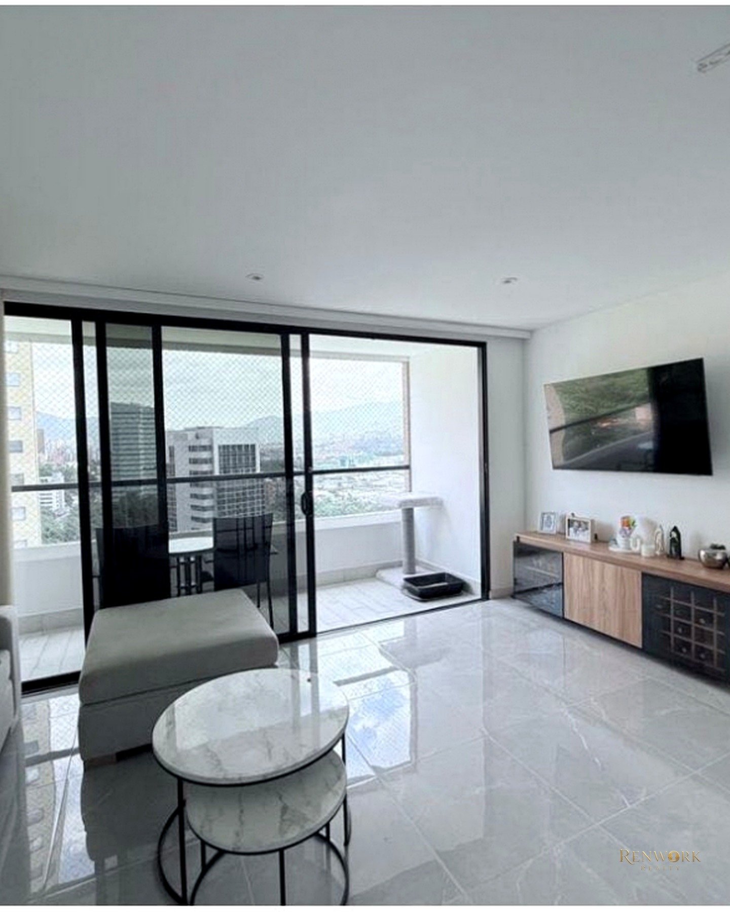 VENTA DE APARTAMENTO EN POBLADO- CASTROPOL · foto 1