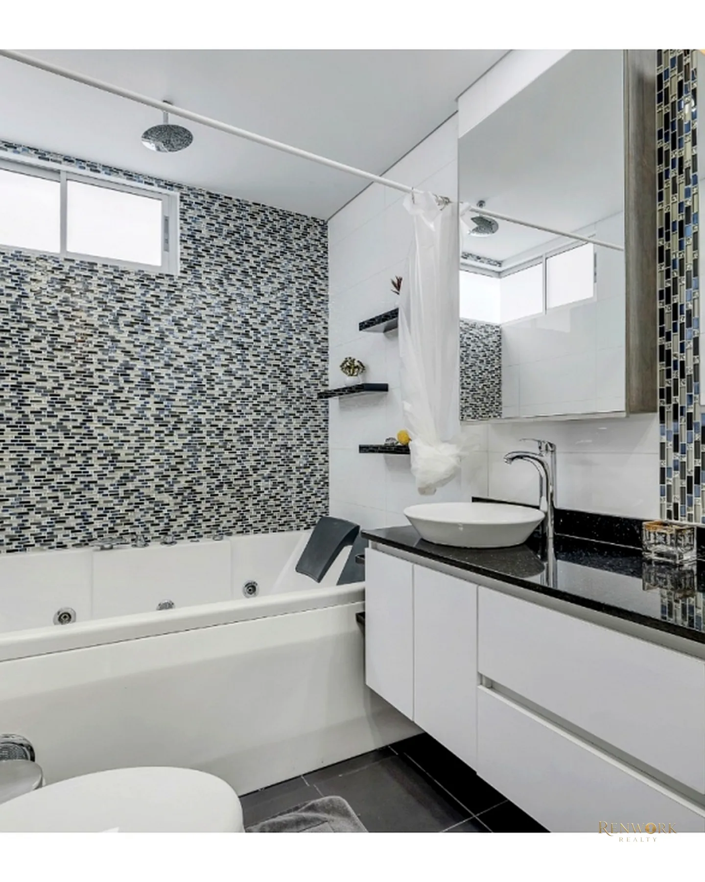 VENTA DE APARTAMENTO EN POBLADO- CASTROPOL · foto 12