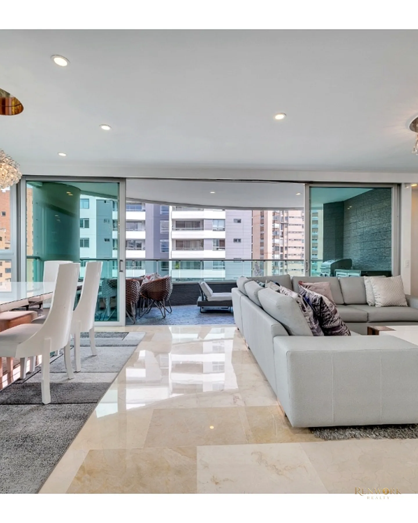 VENTA DE APARTAMENTO EN POBLADO- CASTROPOL · foto 6