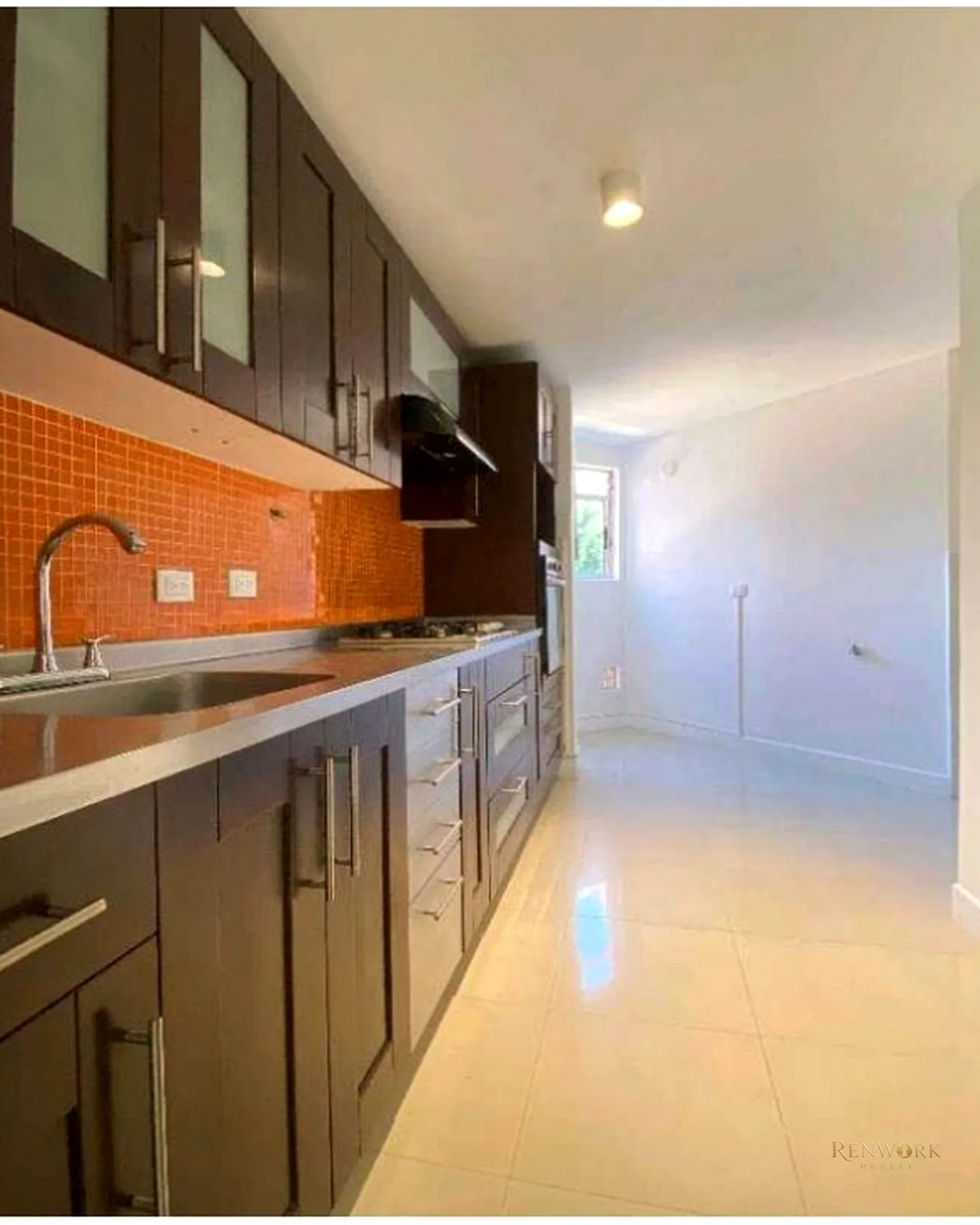 VENTA DE APARTAMENTO EN POBLADO-CASTROPOL · foto 4