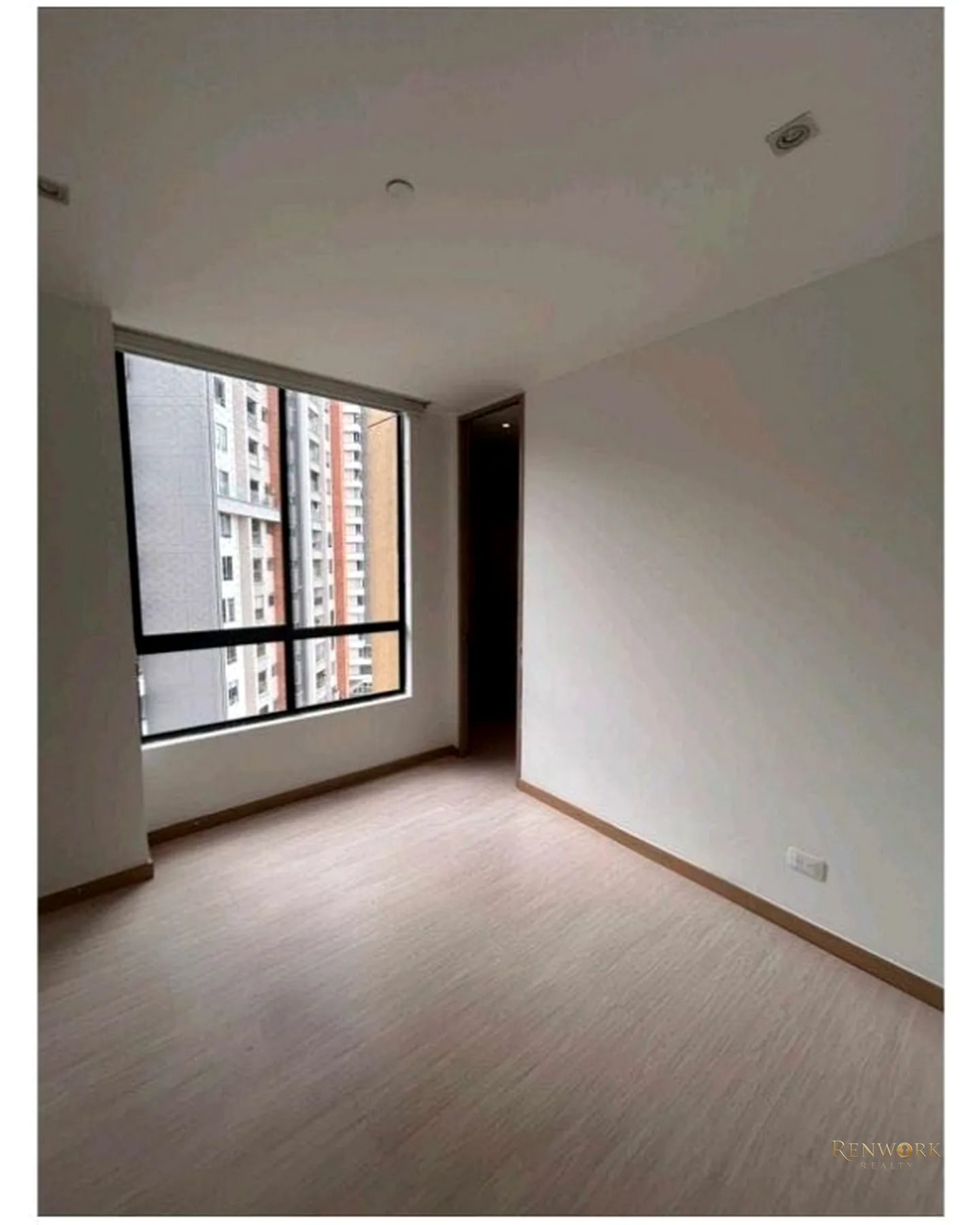 VENTA DE APARTAMENTO EN POBLADO- CASTROPOL · foto 11