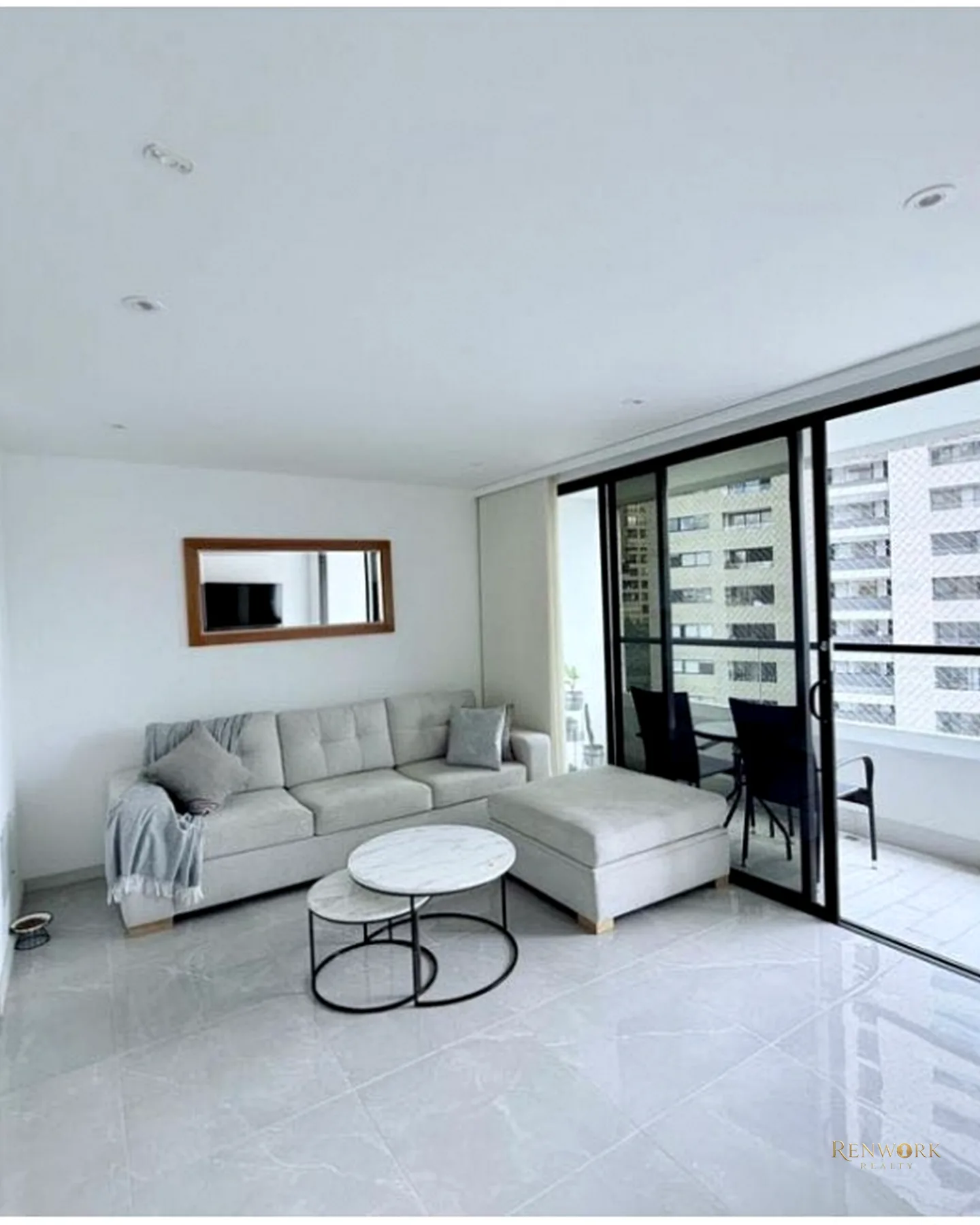 VENTA DE APARTAMENTO EN POBLADO- CASTROPOL · foto 8