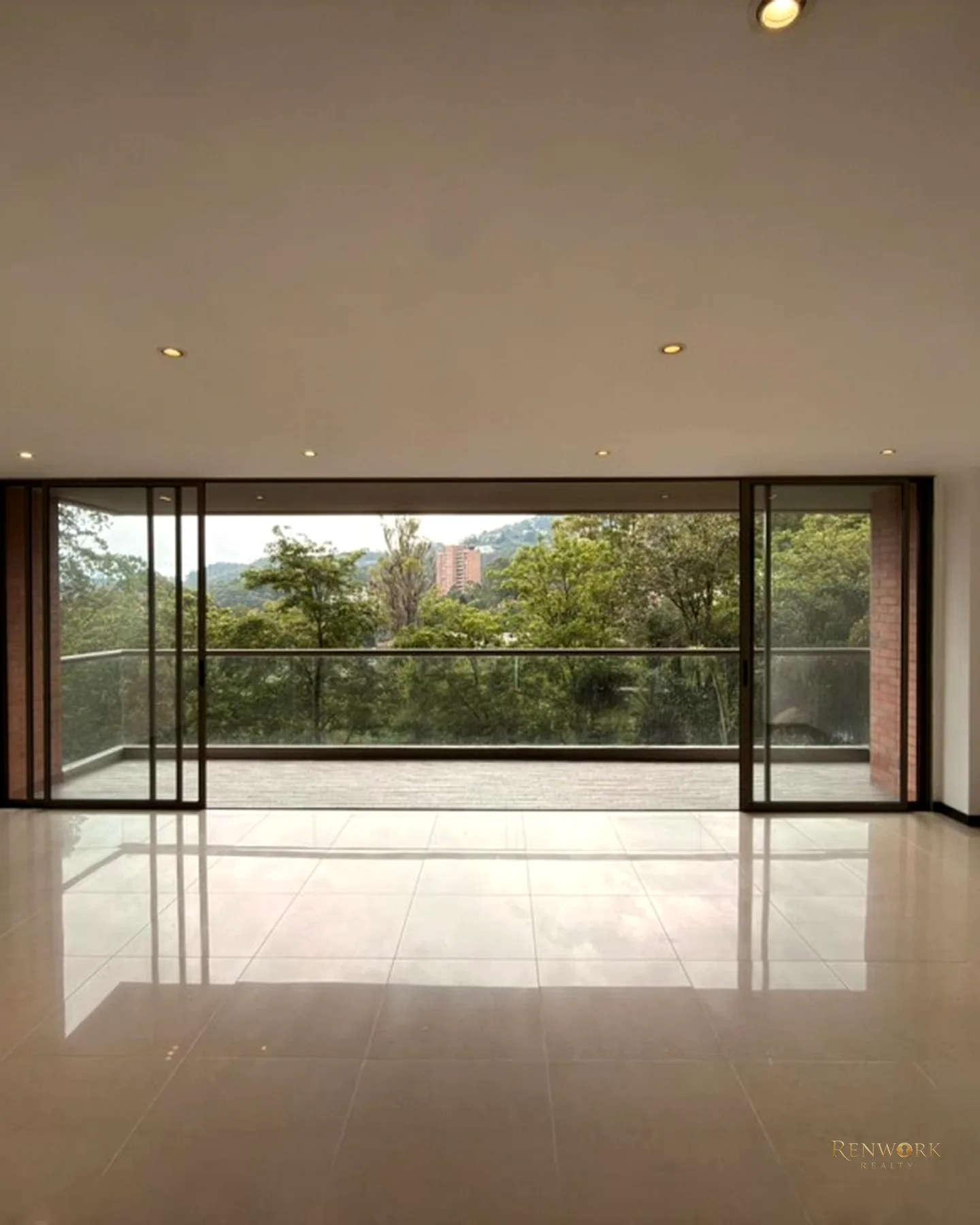 VENTA DE APARTAMENTO EN POBLADO COLA DEL ZORRO · foto 1