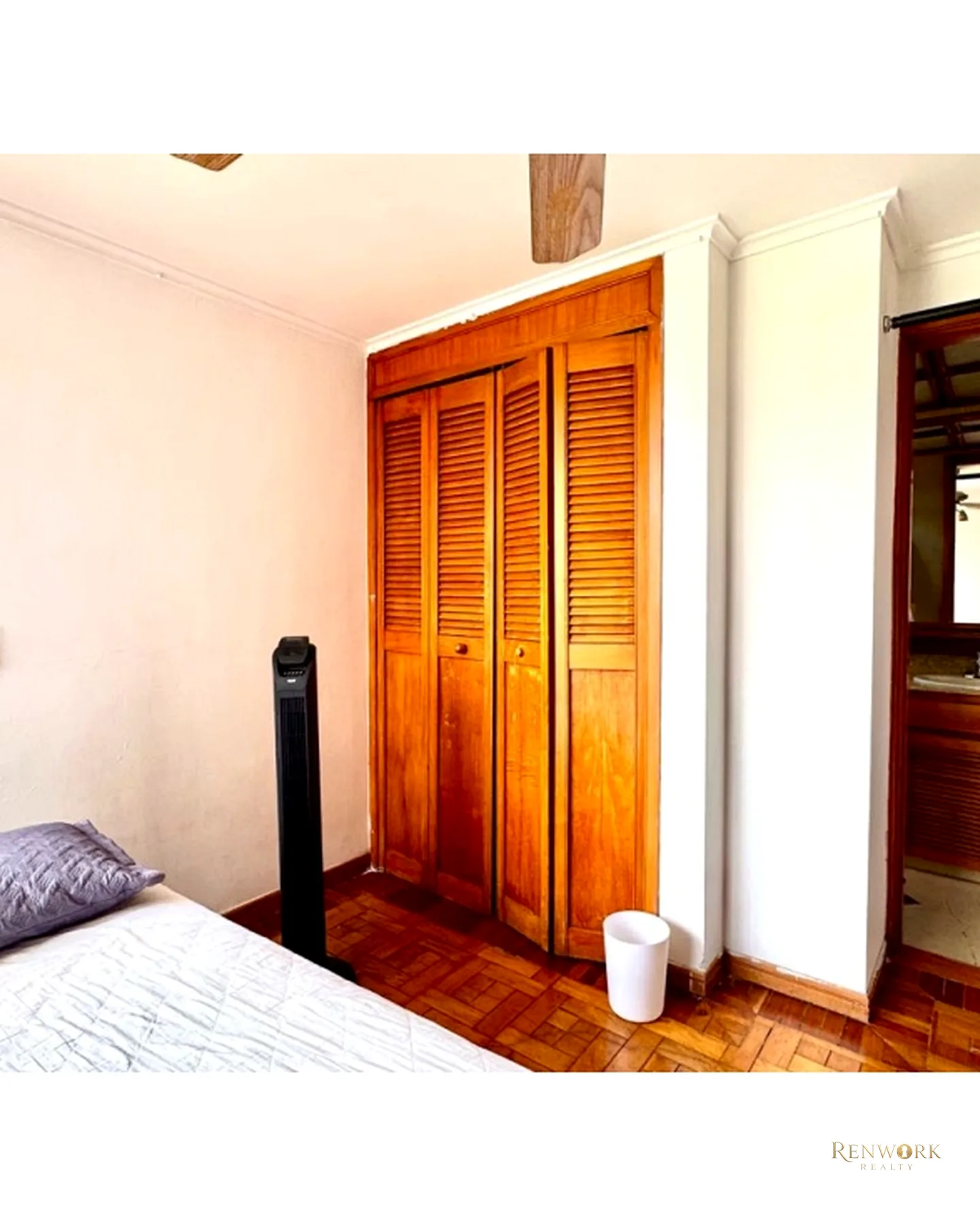 VENTA DE APARTAMENTO EN POBLADO PARA REMODELAR- OVIEDO · foto 10