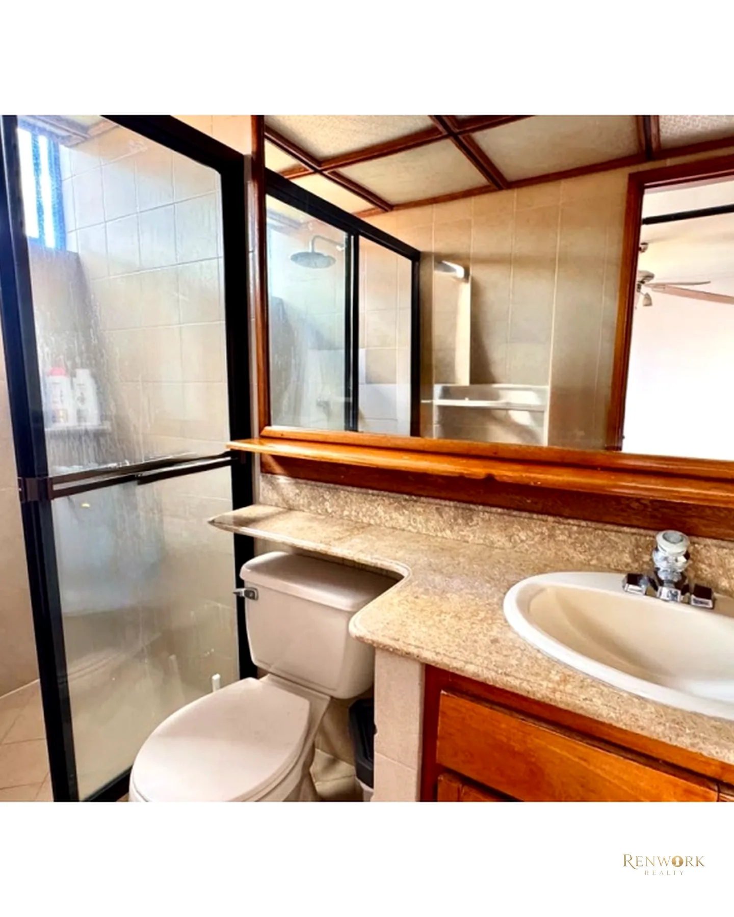 VENTA DE APARTAMENTO EN POBLADO PARA REMODELAR- OVIEDO · foto 13