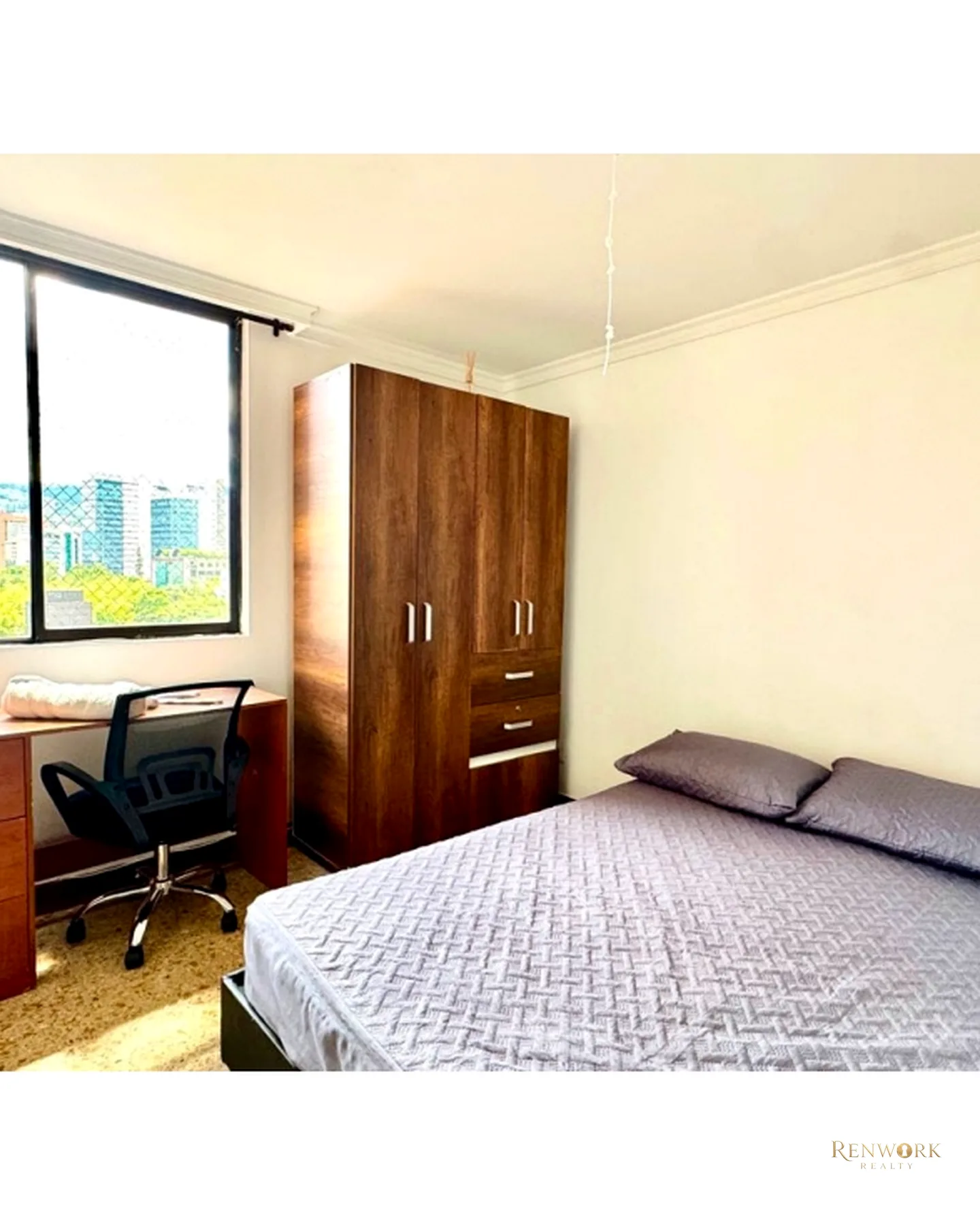 VENTA DE APARTAMENTO EN POBLADO PARA REMODELAR- OVIEDO · foto 9