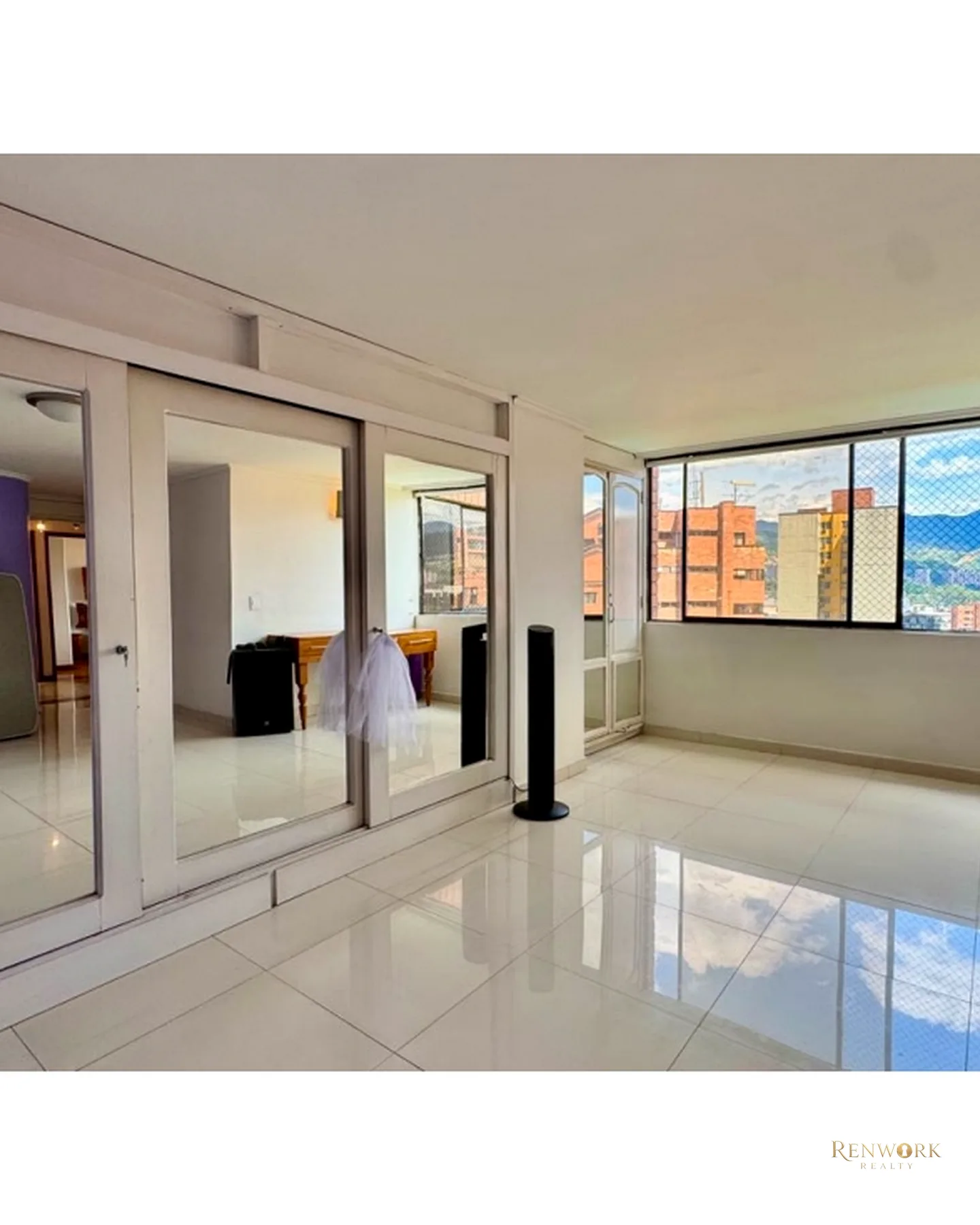 VENTA DE APARTAMENTO EN POBLADO PARA REMODELAR- OVIEDO · foto 16