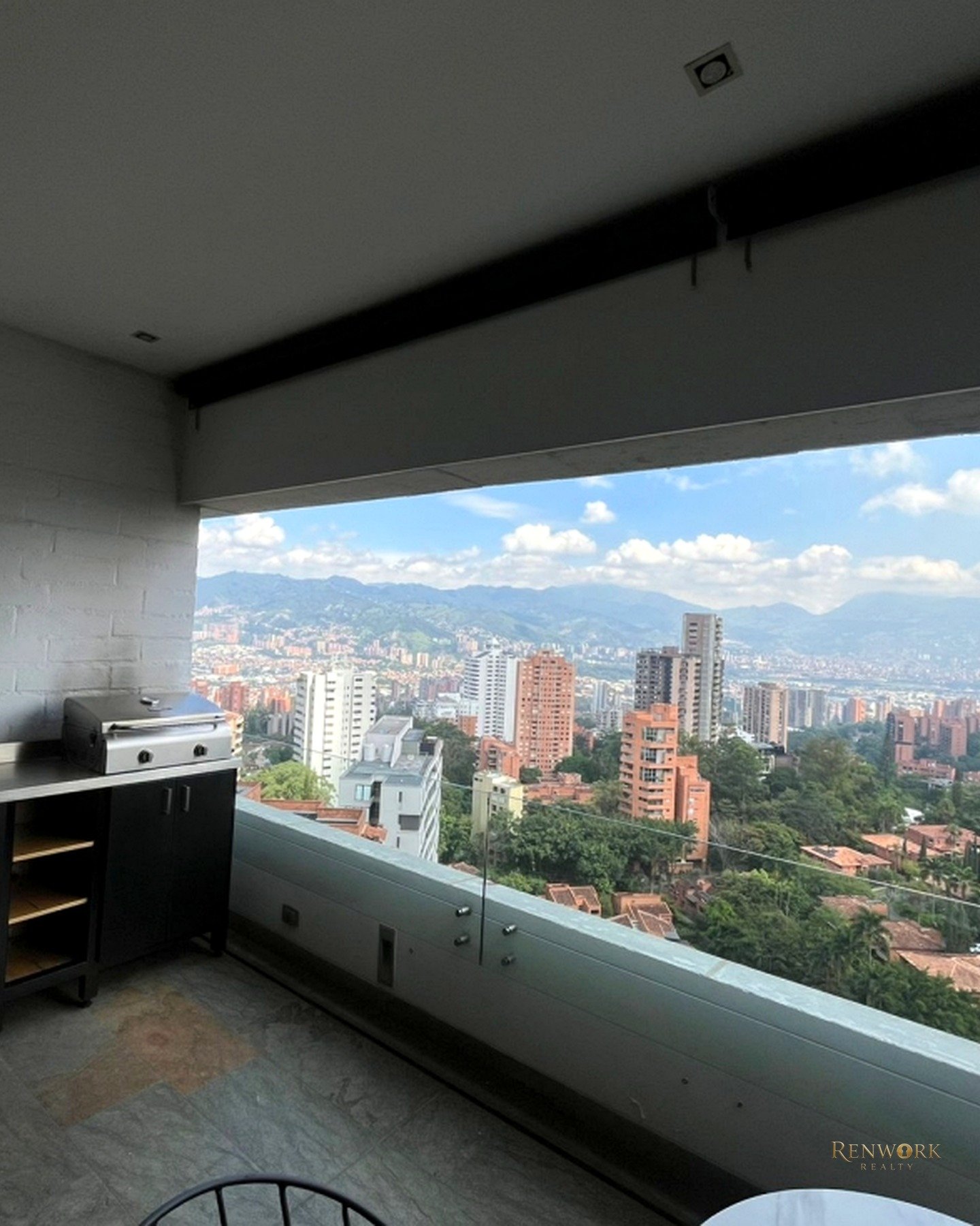 VENTA DE APARTAMENTO EN SAN LUCAS EL POBLADO MEDELLIN · foto 2