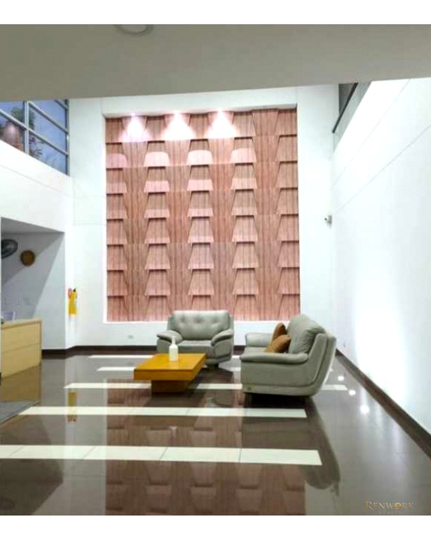 VENTA DE APARTAMENTO EN SANTA TERESITA, UNIDAD COMPLETA. · foto 3