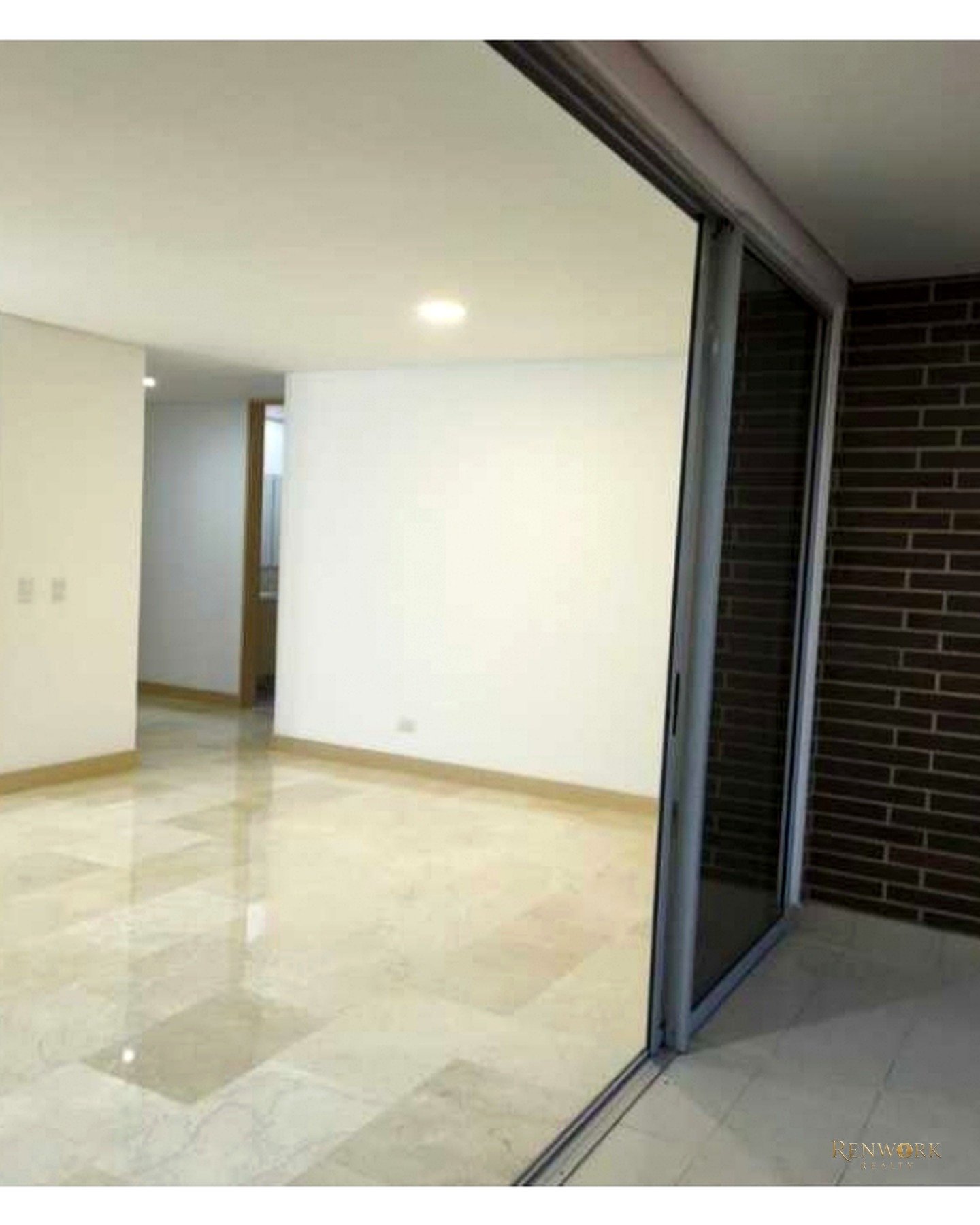 VENTA DE APARTAMENTO EN SANTA TERESITA, UNIDAD COMPLETA. · foto 5