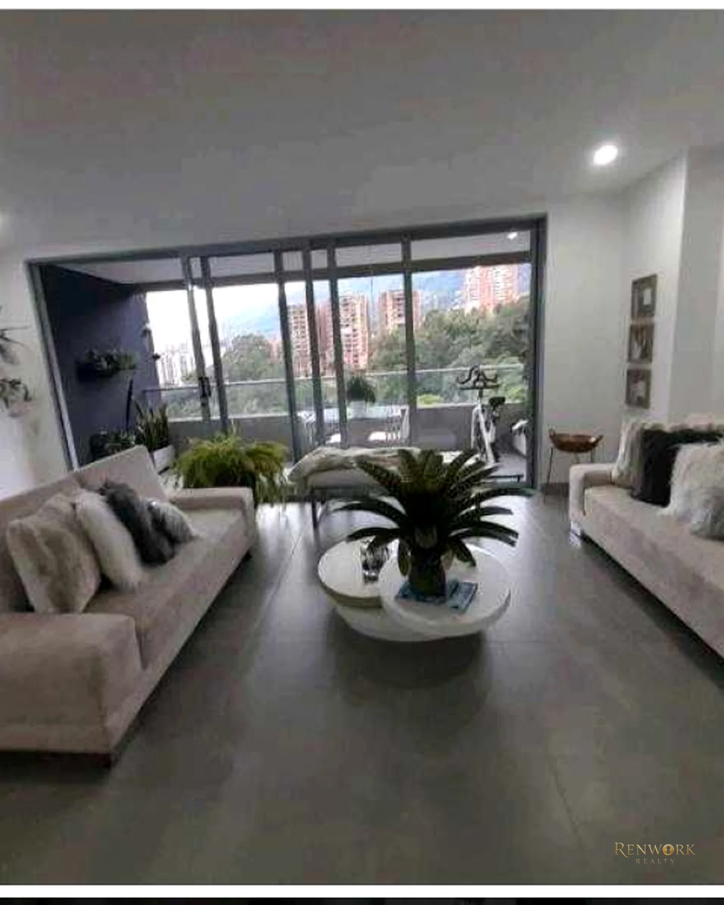 VENTA DE APARTAMENTO LOMA DE LAS BRUJAS · foto 1