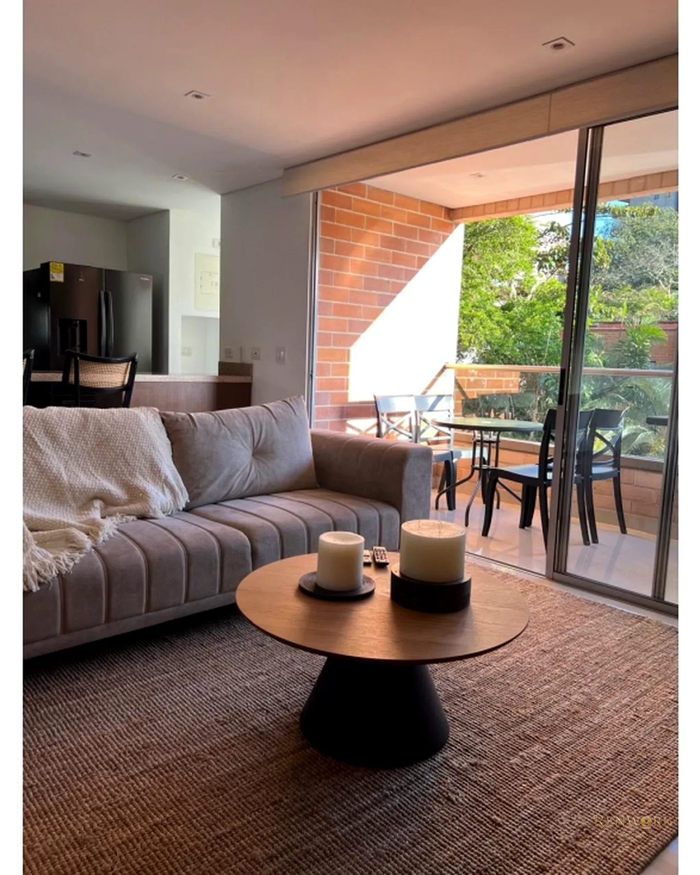 VENTA DE APARTAMENTO MODERNO EN ALEJANDRÍA – EL POBLADO 89 MT2 · foto 1