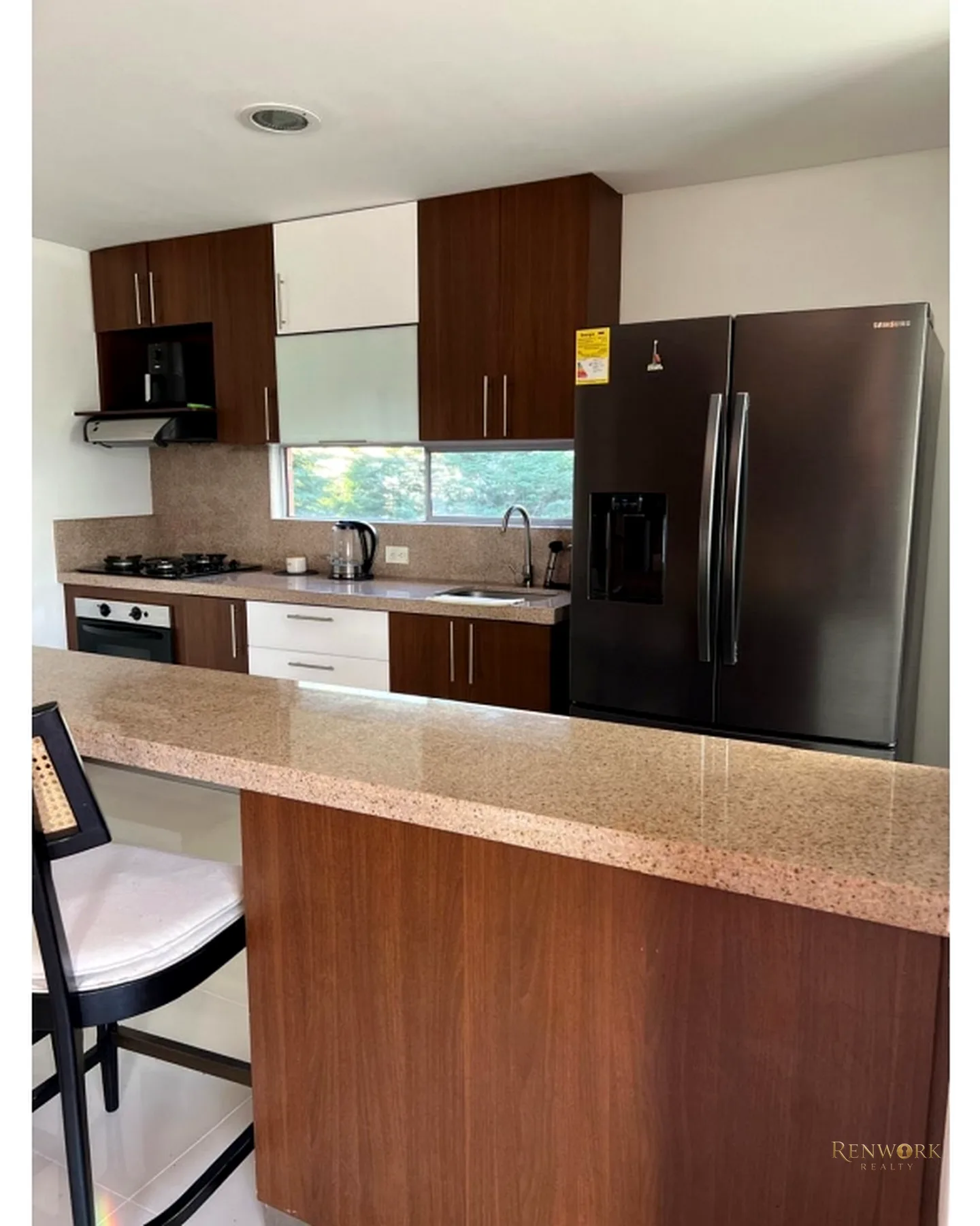 VENTA DE APARTAMENTO MODERNO EN ALEJANDRÍA – EL POBLADO 89 MT2 · foto 4