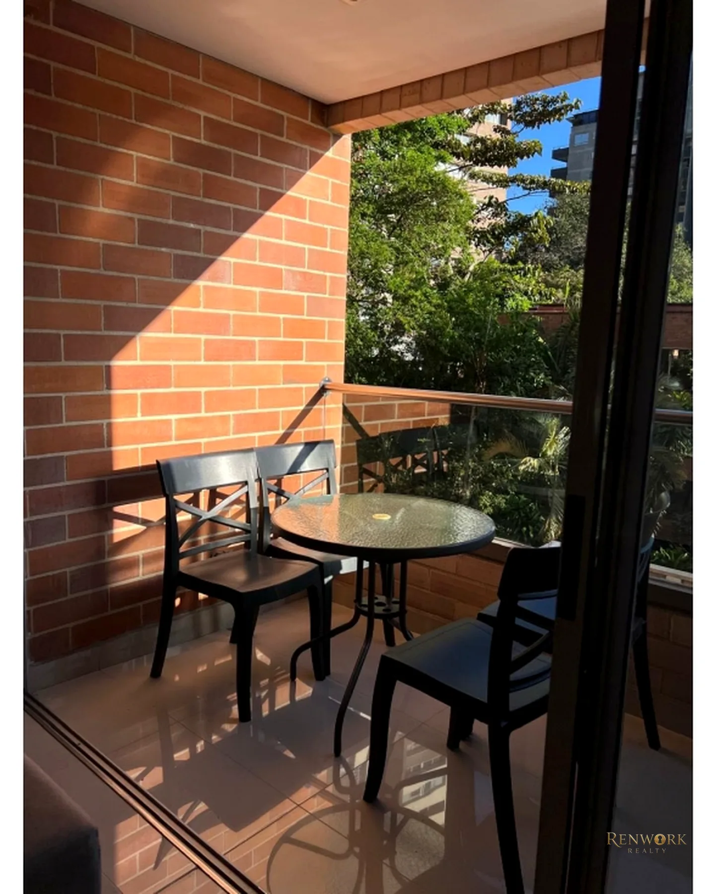 VENTA DE APARTAMENTO MODERNO EN ALEJANDRÍA – EL POBLADO 89 MT2 · foto 14