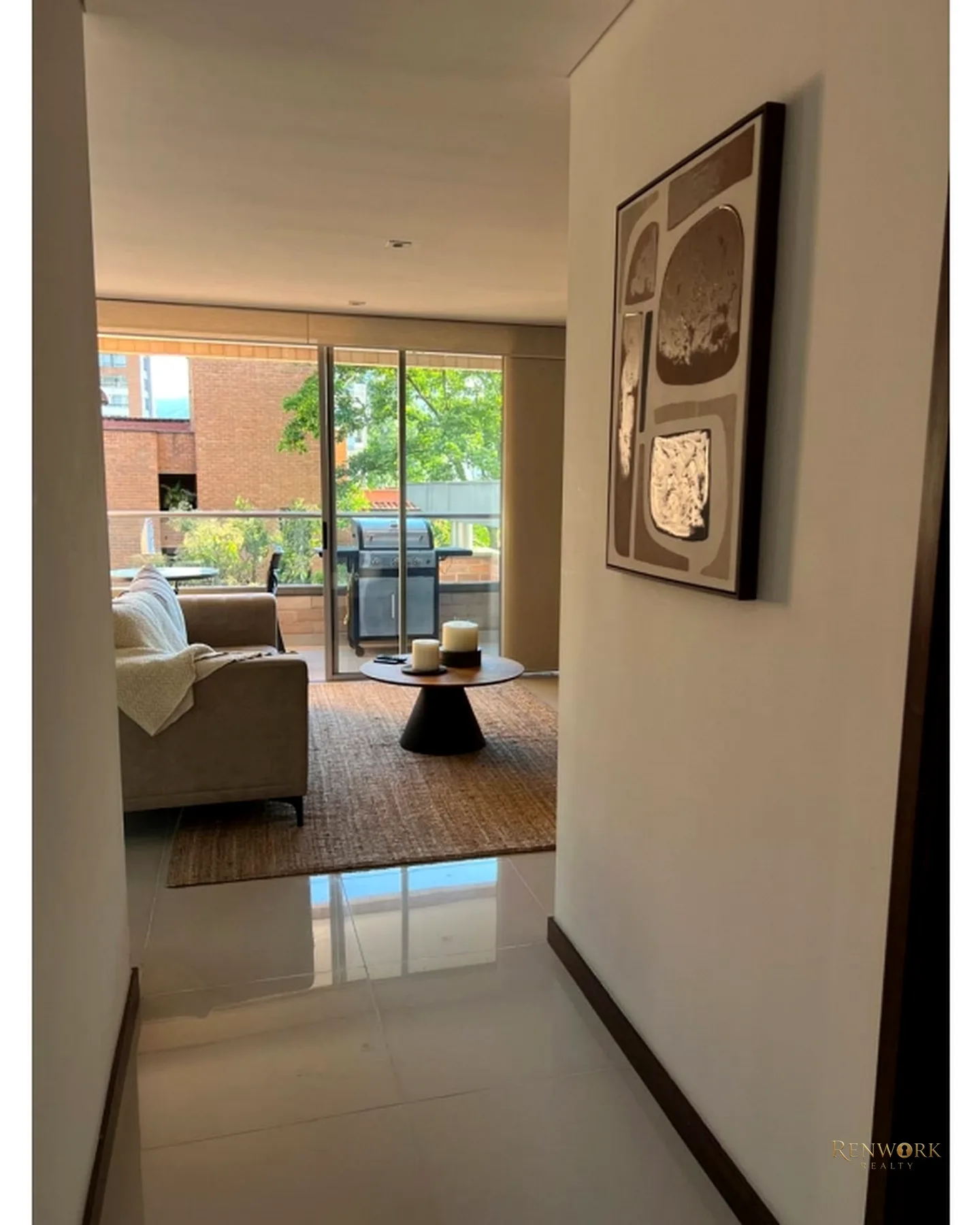 VENTA DE APARTAMENTO MODERNO EN ALEJANDRÍA – EL POBLADO 89 MT2 · foto 6