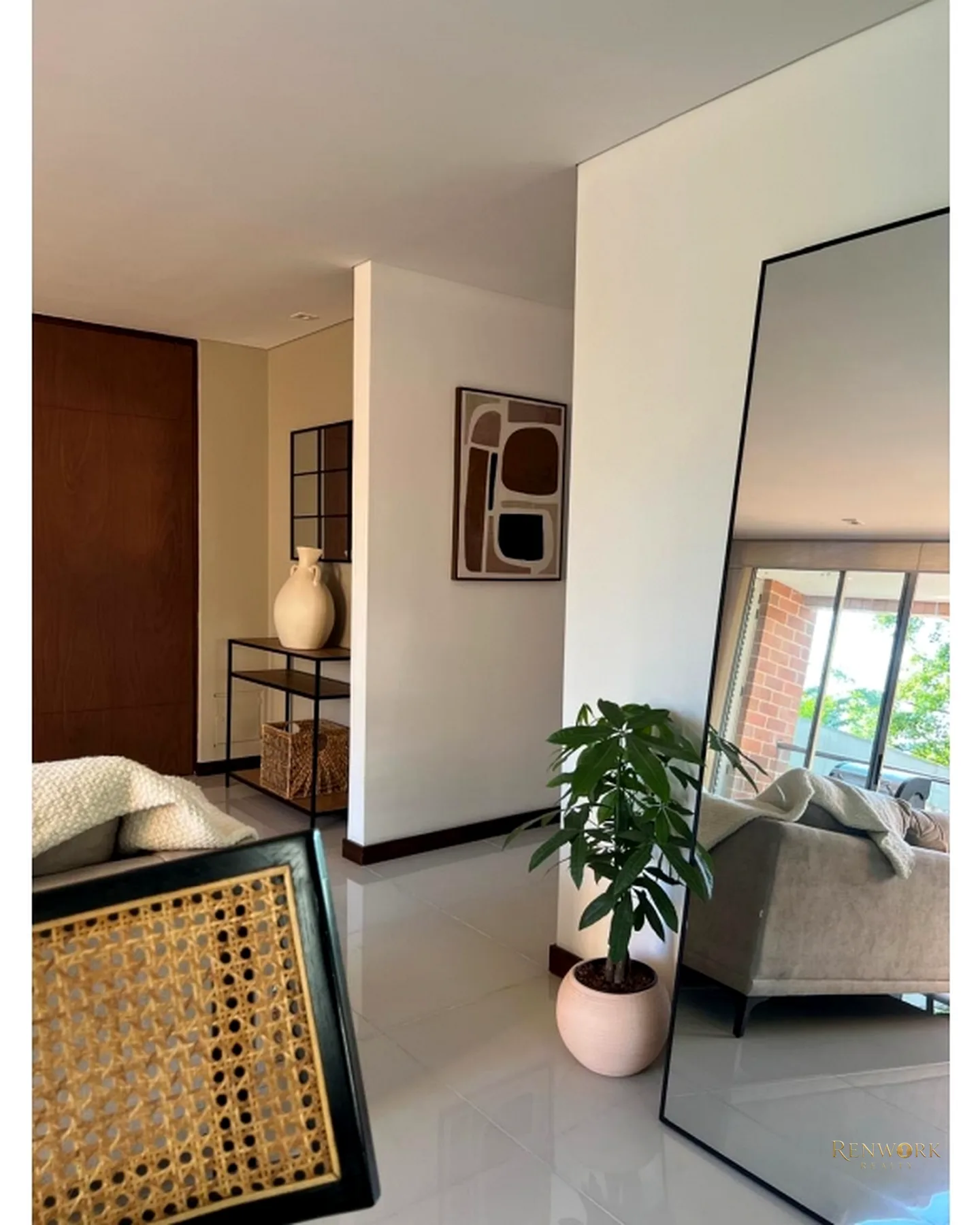 VENTA DE APARTAMENTO MODERNO EN ALEJANDRÍA – EL POBLADO 89 MT2 · foto 7