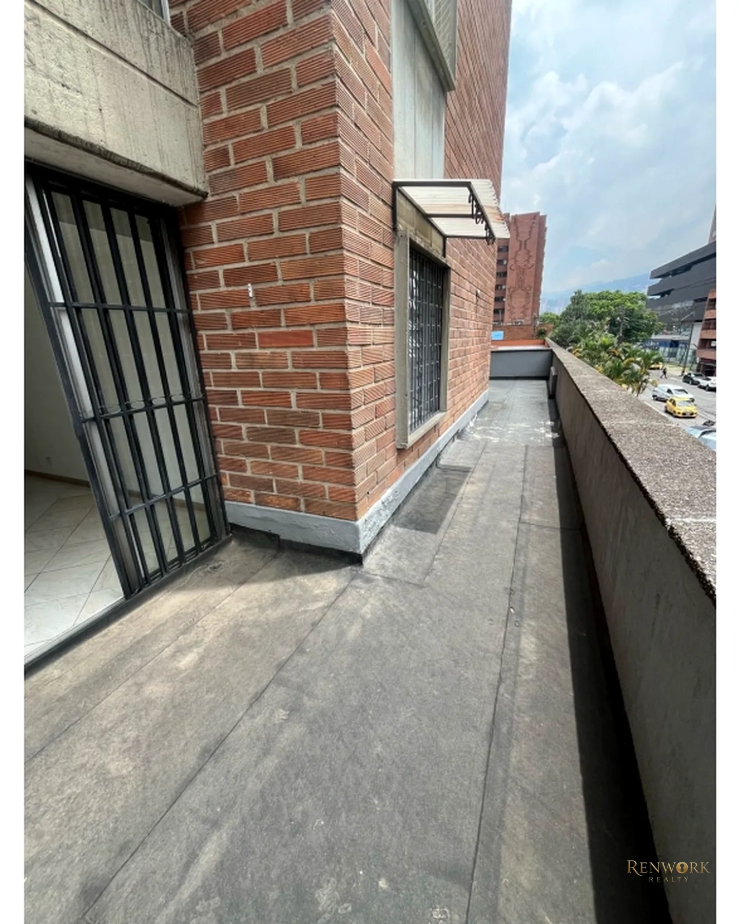 VENTA DE APARTAMENTO PARA REMODELAR CON TERRAZA SECTOR SURAMERICANA. · foto 14