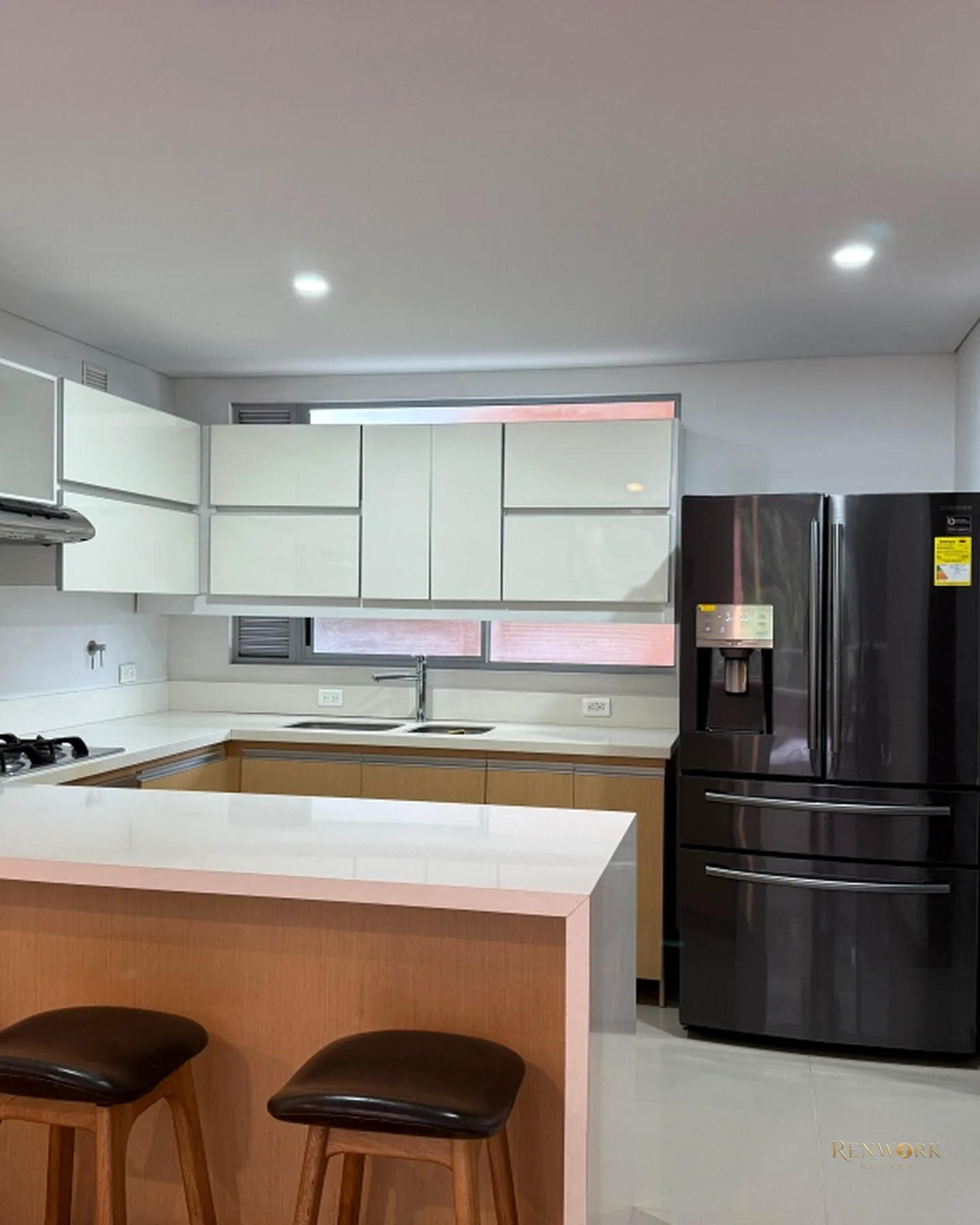 VENTA DE APARTAMENTO POBLADO LOS BALSOS · foto 3