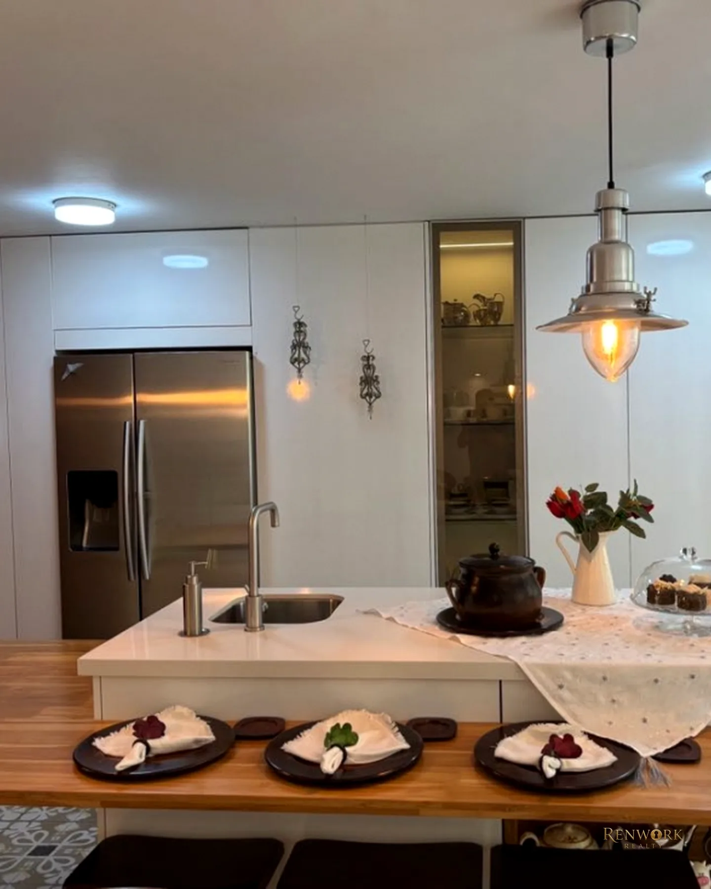 VENTA DE APARTAMENTO REMODELADO EN CASTROPOL EL POBLADO · foto 6
