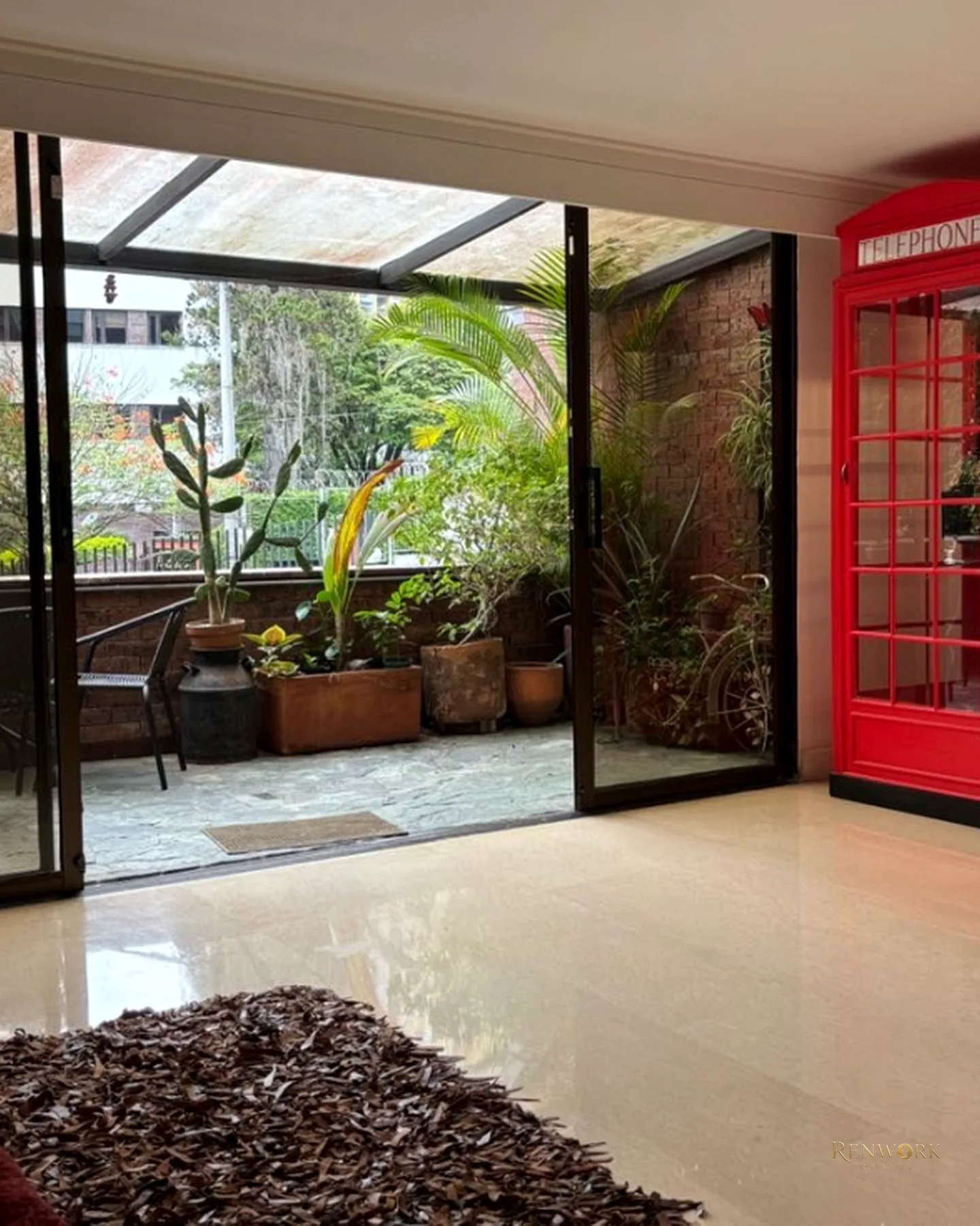 VENTA DE APARTAMENTO REMODELADO EN CASTROPOL EL POBLADO · foto 17