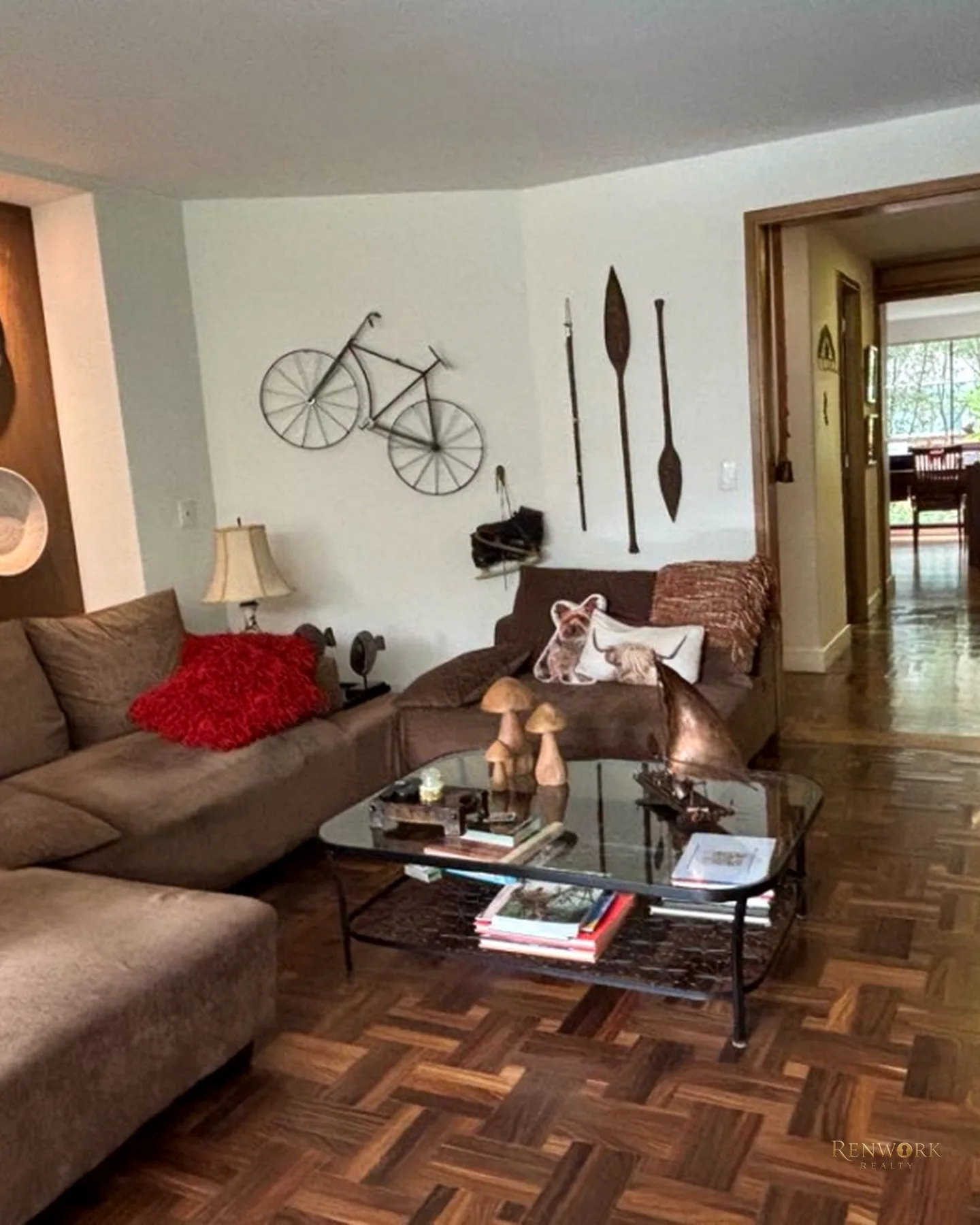 VENTA DE APARTAMENTO REMODELADO EN CASTROPOL EL POBLADO · foto 1
