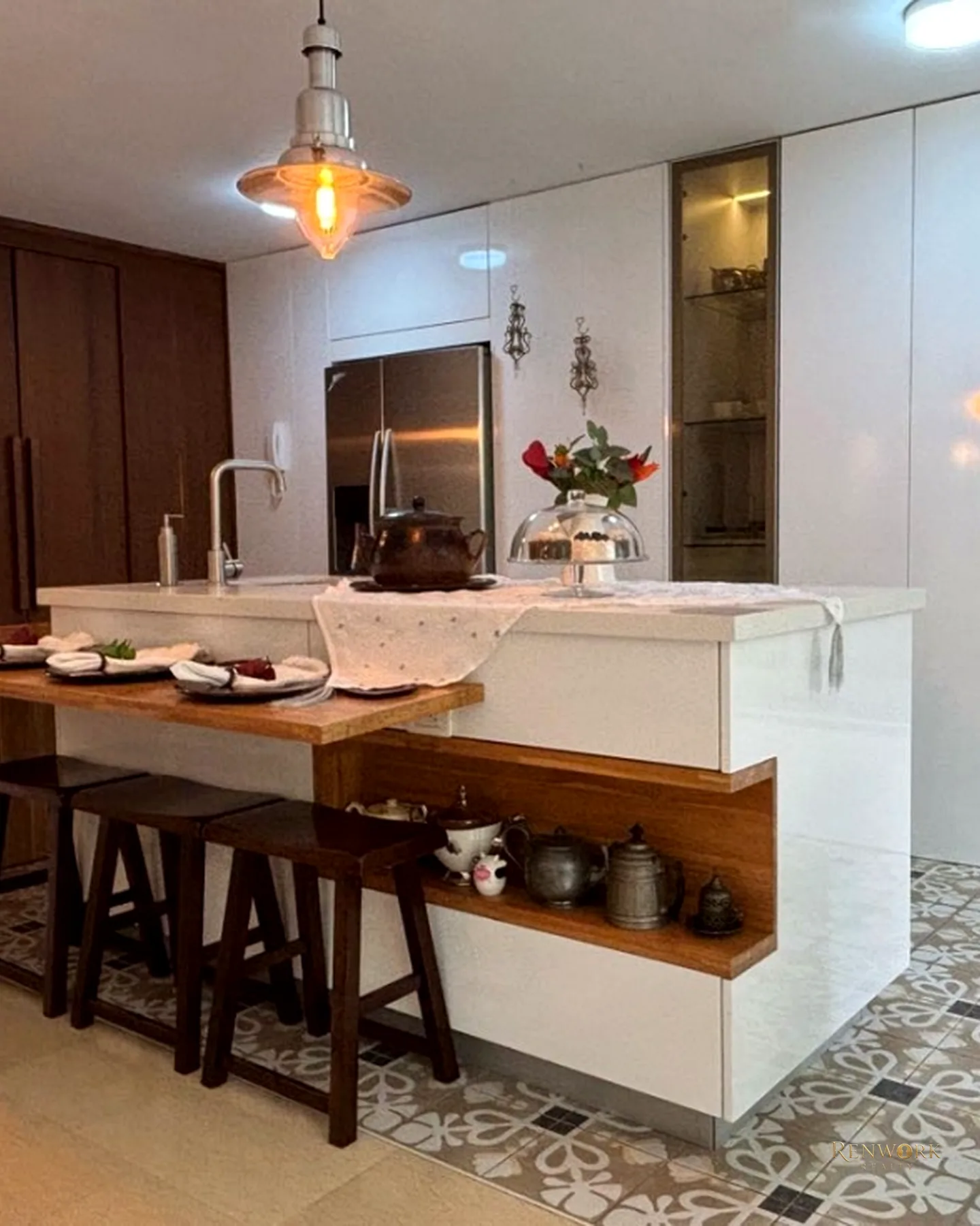 VENTA DE APARTAMENTO REMODELADO EN CASTROPOL EL POBLADO · foto 5