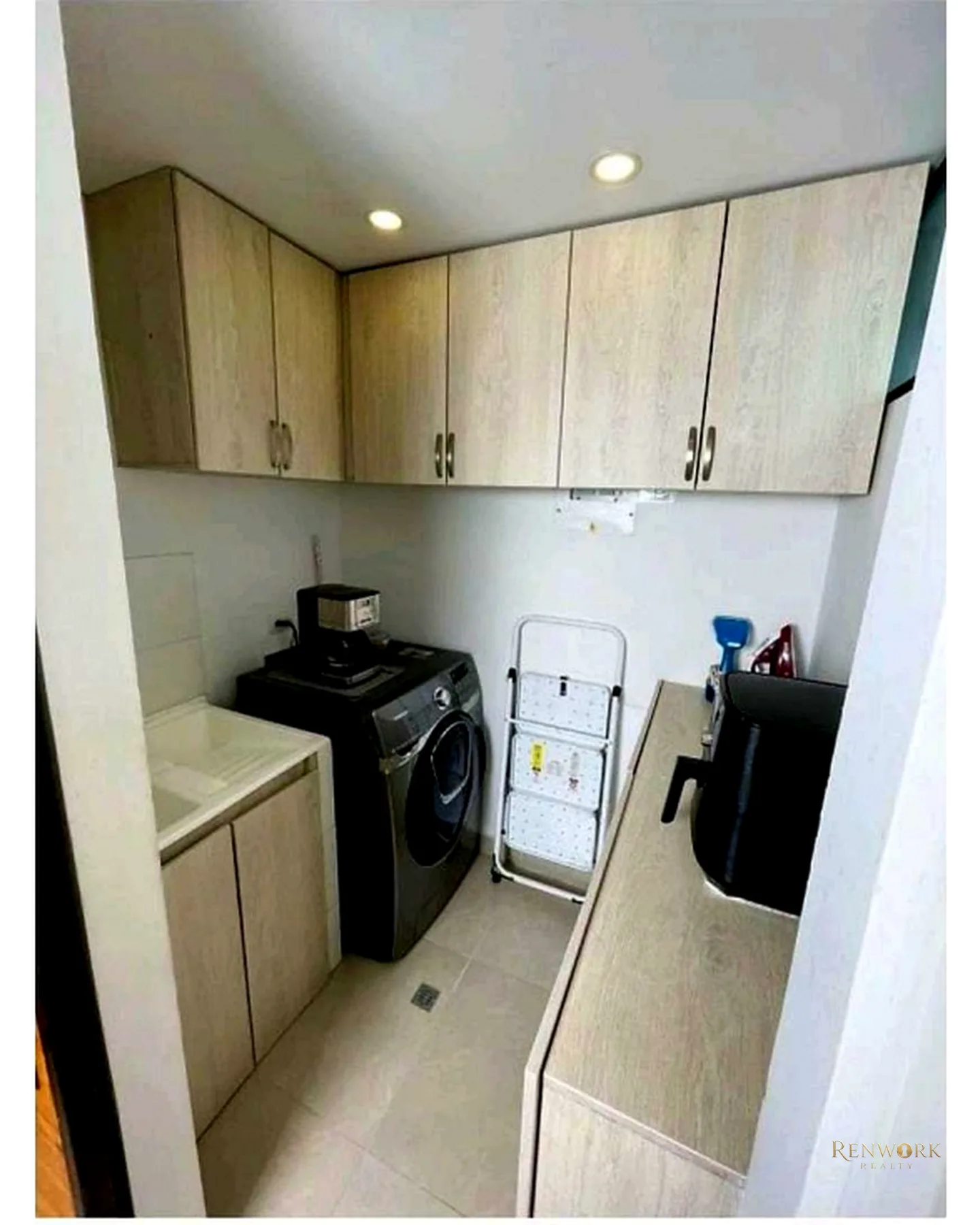 VENTA DE APARTAMENTO REMODELADO EN ENVIGADO Y UNIDAD COMPLETA · foto 14