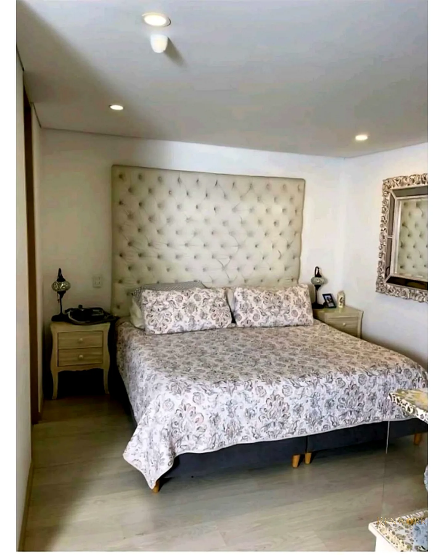 VENTA DE APARTAMENTO REMODELADO EN ENVIGADO Y UNIDAD COMPLETA · foto 6