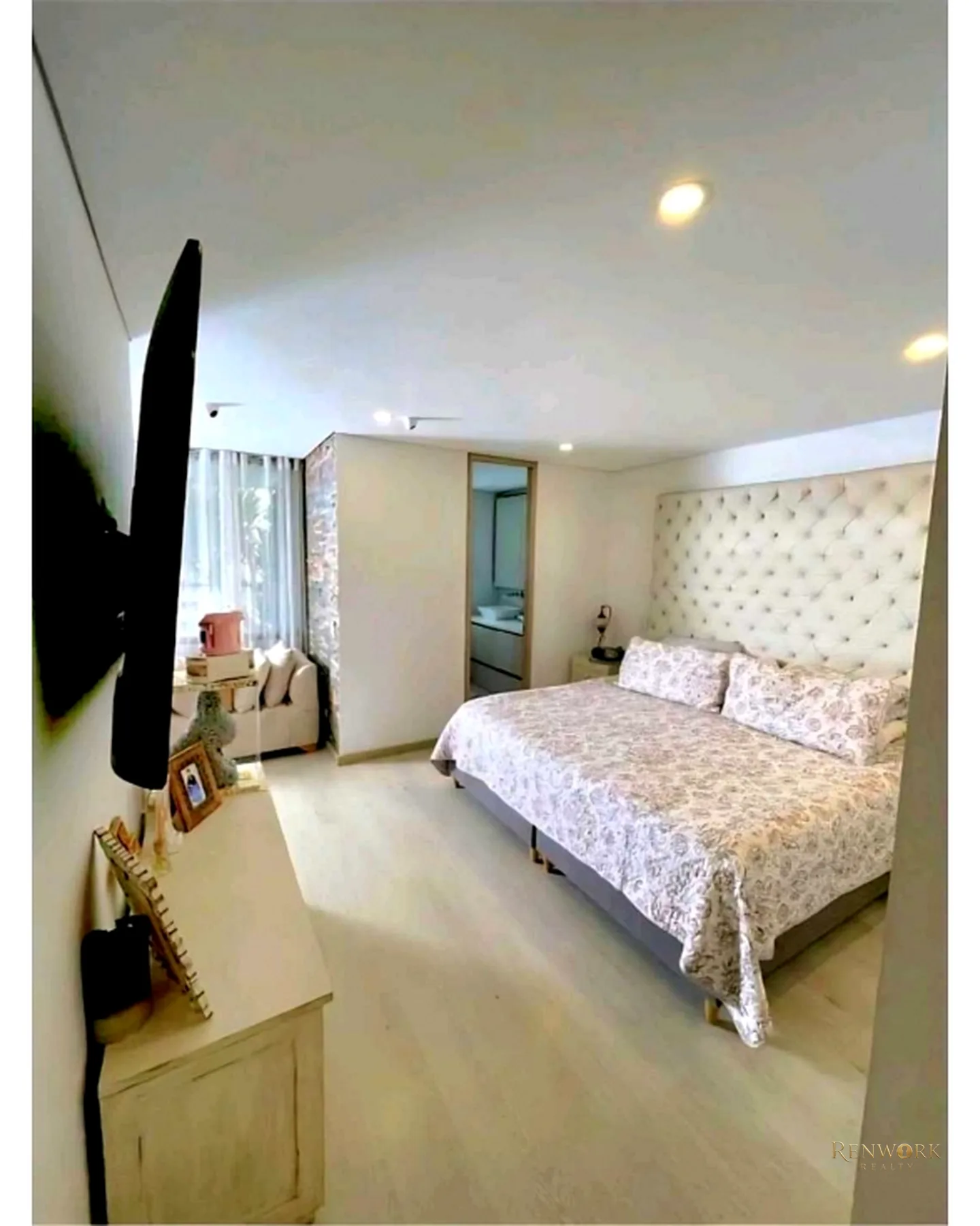 VENTA DE APARTAMENTO REMODELADO EN ENVIGADO Y UNIDAD COMPLETA · foto 7