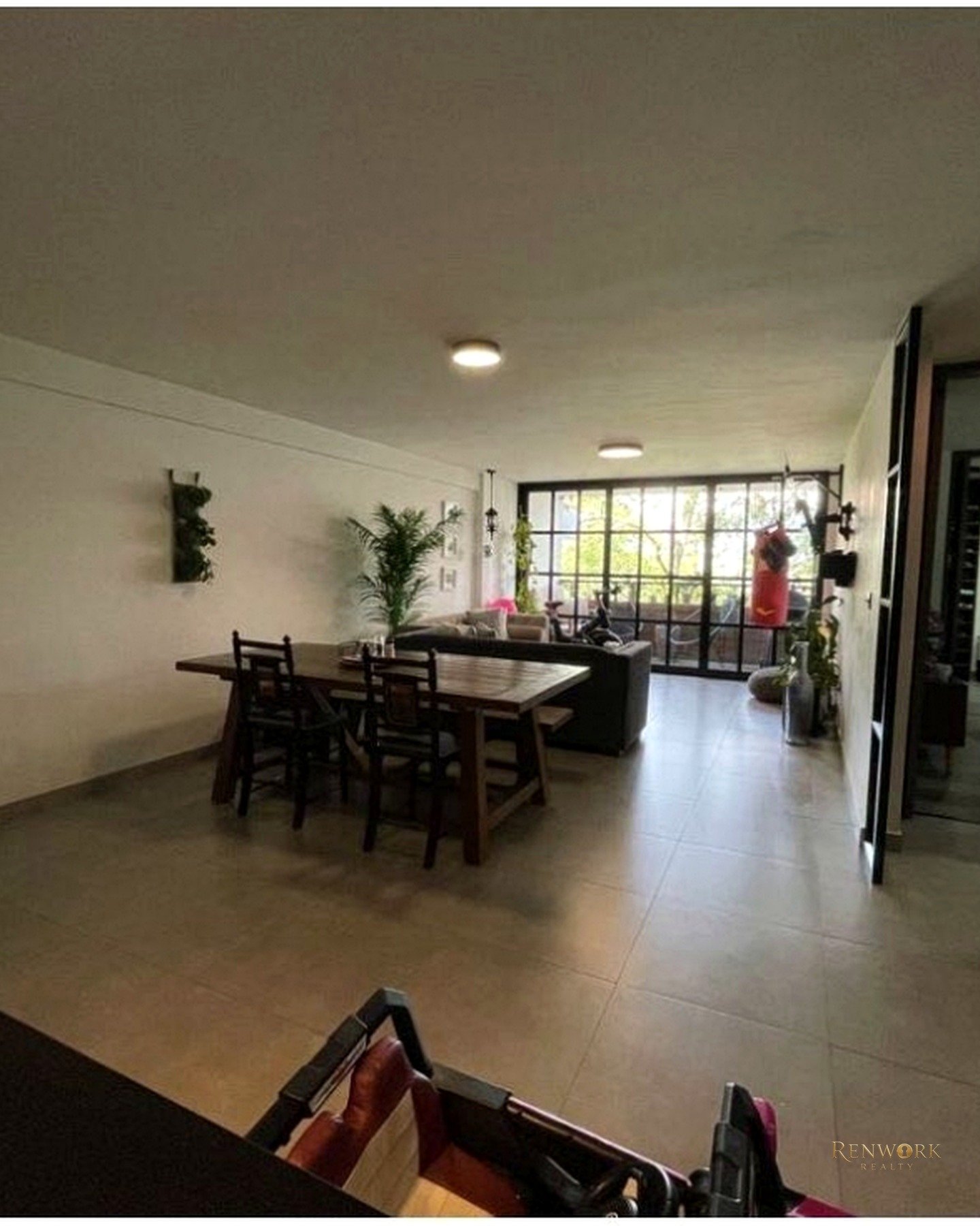 VENTA DE APARTAMENTO REMODELADO EN POBLADO - LAS PALMAS · foto 5