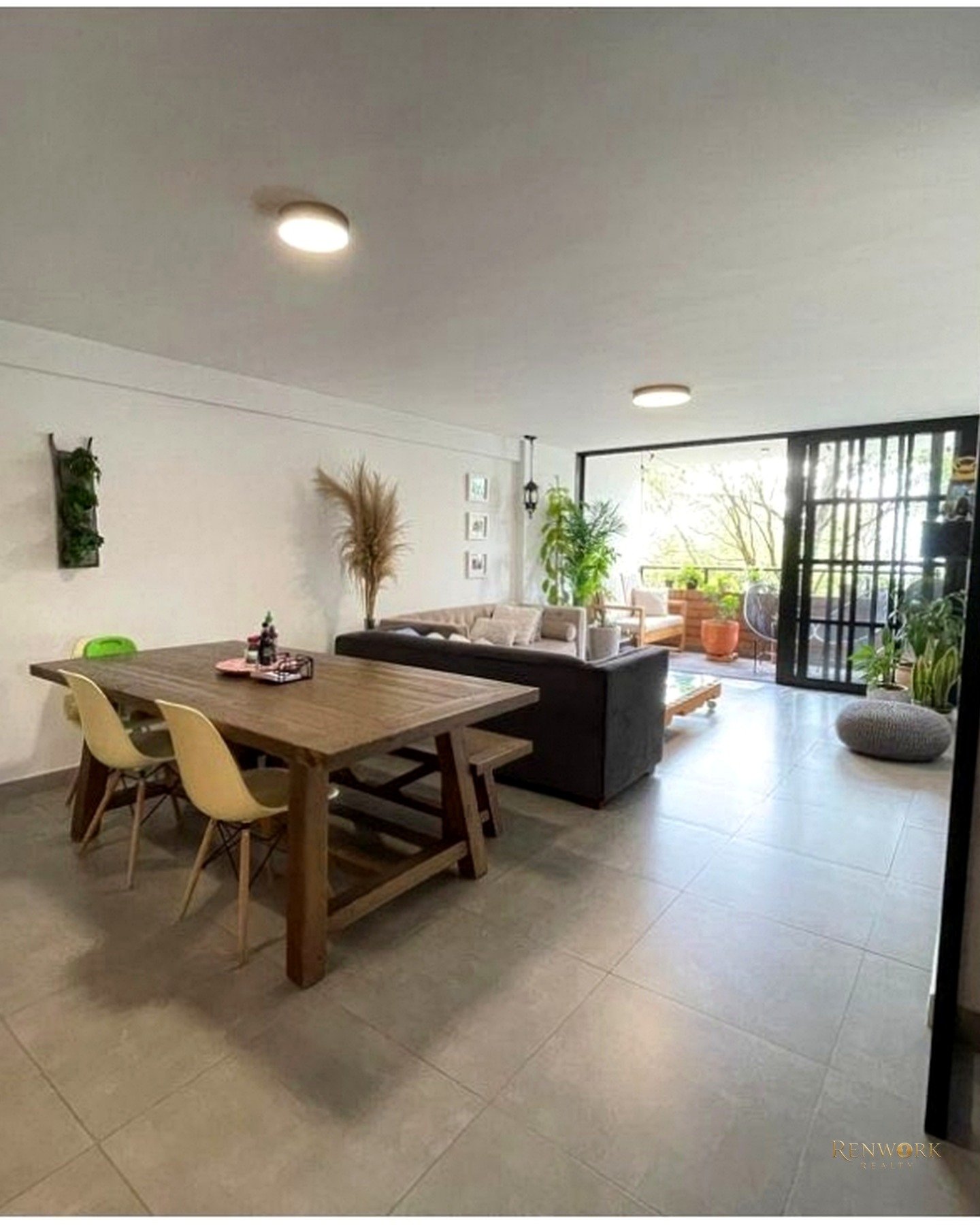 VENTA DE APARTAMENTO REMODELADO EN POBLADO - LAS PALMAS · foto 4