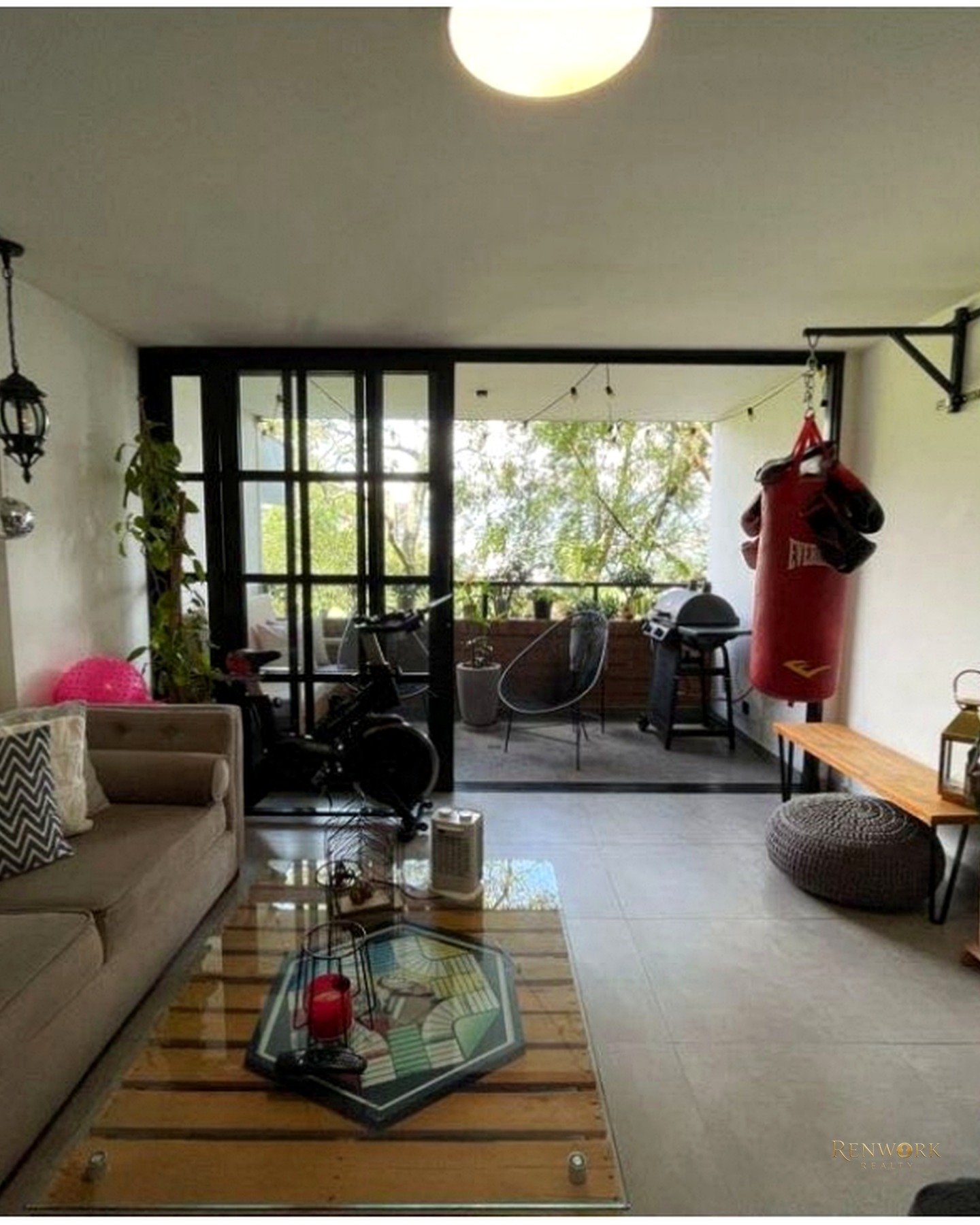 VENTA DE APARTAMENTO REMODELADO EN POBLADO - LAS PALMAS · foto 11