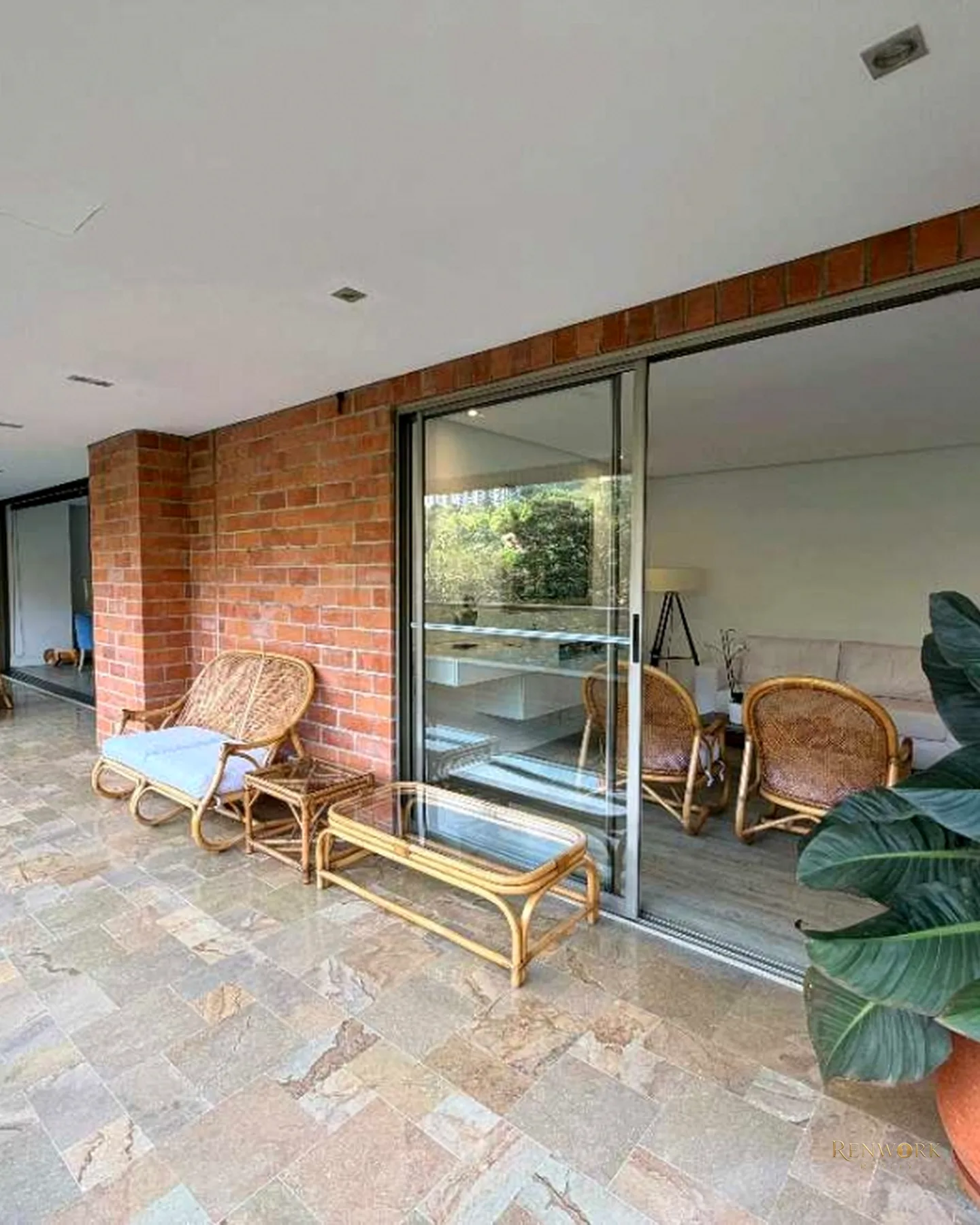 VENTA DE APARTAMENTO REMODELADO HERMOSO EN EL LAS SANTAS. EL POBLADO · foto 10
