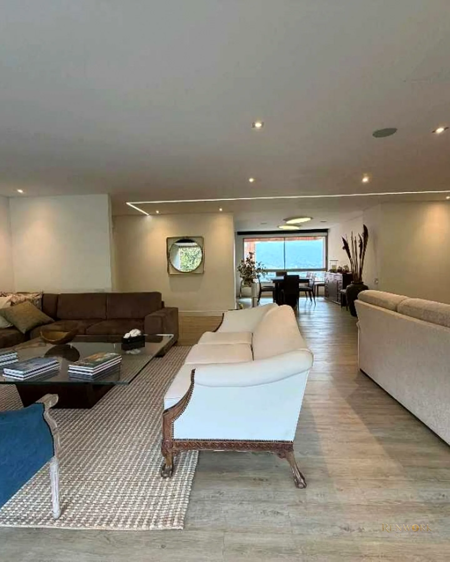 VENTA DE APARTAMENTO REMODELADO HERMOSO EN EL LAS SANTAS. EL POBLADO · foto 4