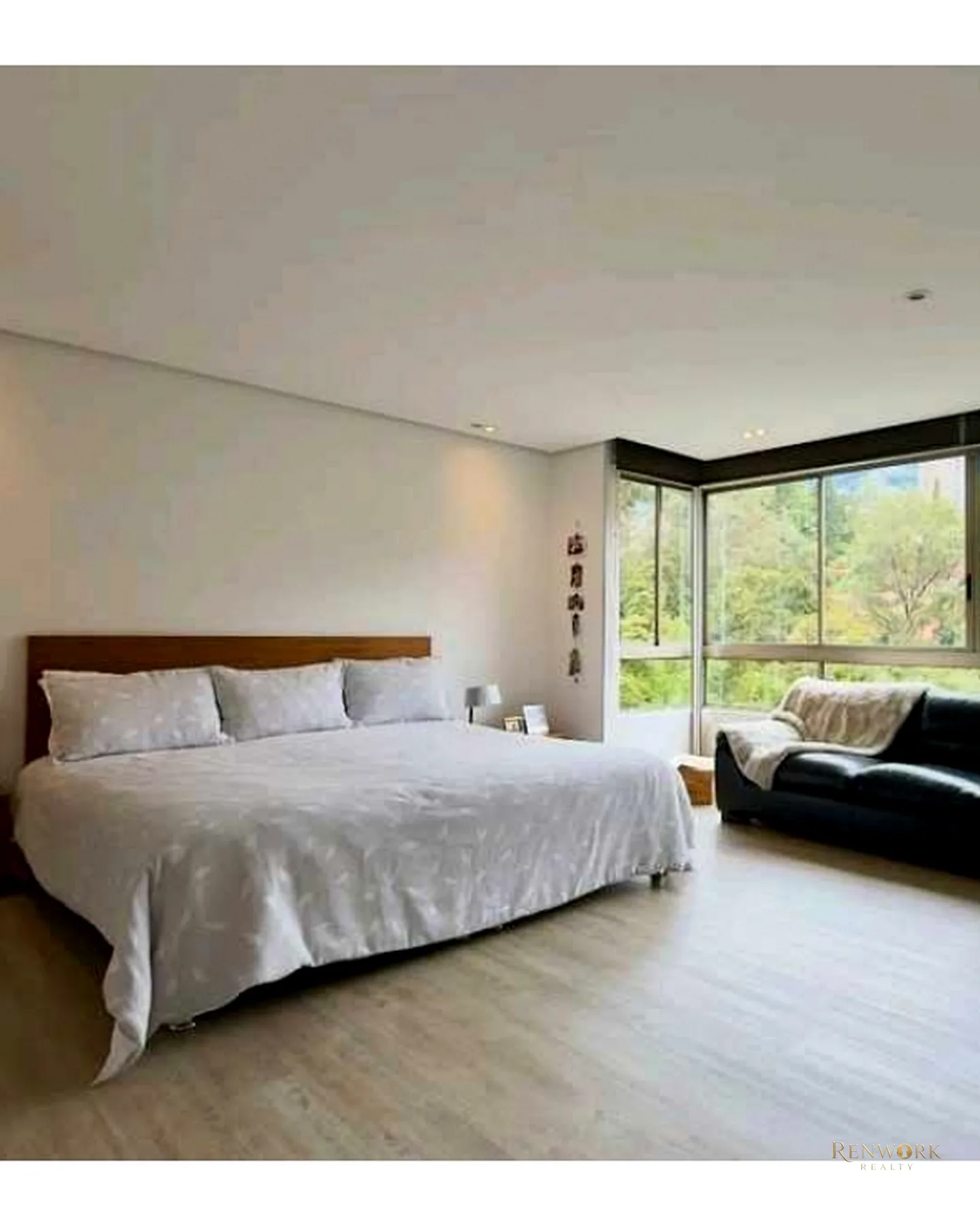 VENTA DE APARTAMENTO REMODELADO HERMOSO EN EL LAS SANTAS. EL POBLADO · foto 12