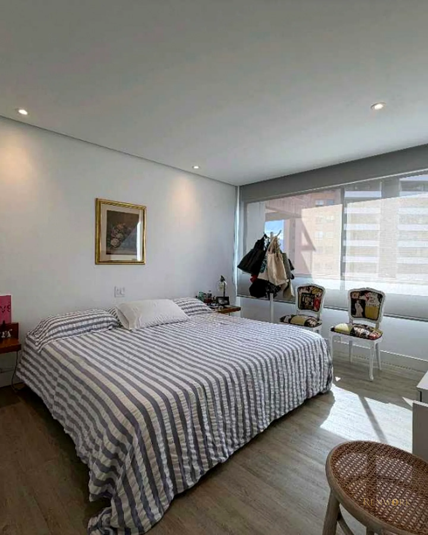 VENTA DE APARTAMENTO REMODELADO HERMOSO EN EL LAS SANTAS. EL POBLADO · foto 17