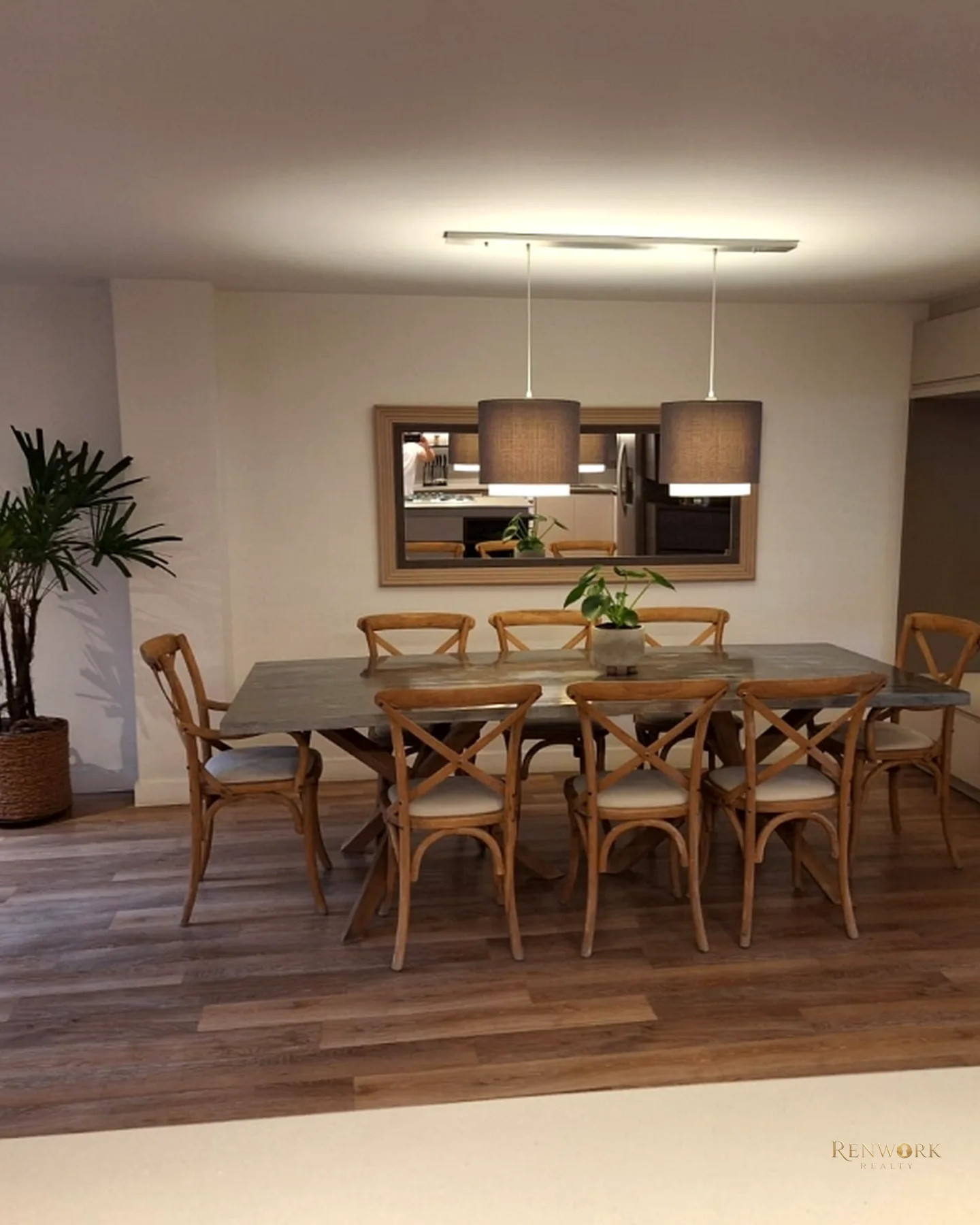 VENTA DE APARTAMENTO REMODELADO SECTOR LALINDE POBLADO · foto 4
